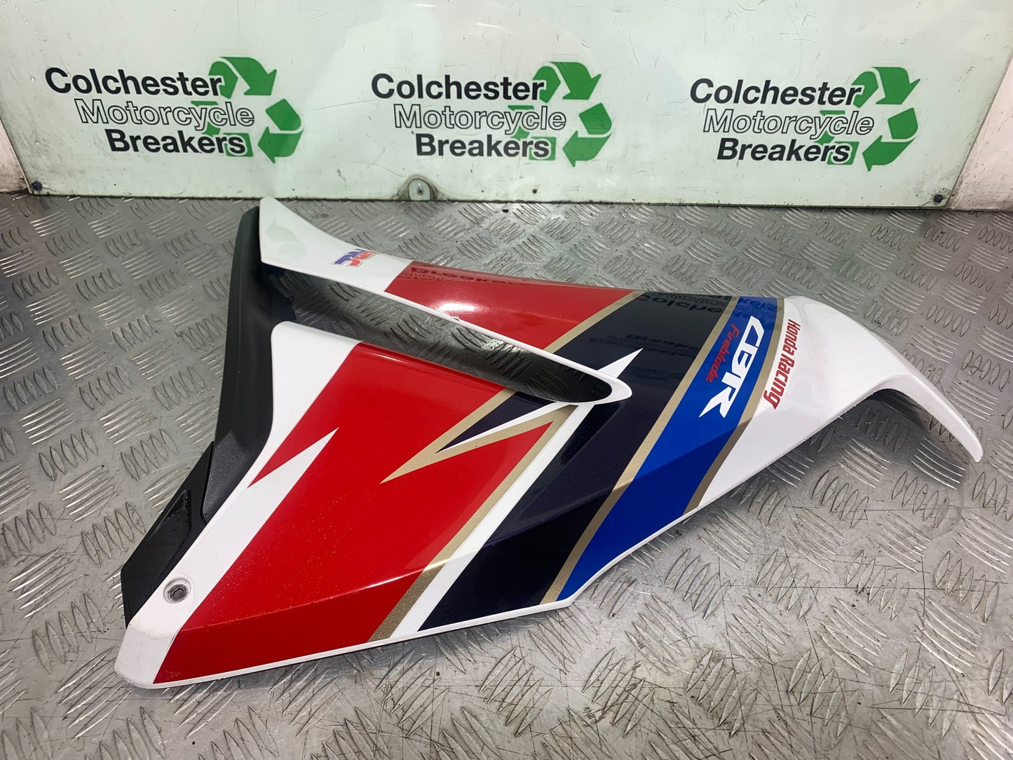 HONDA CBR1000 rr FIREBLADE LEFT FAIRING PANEL   YEAR 2012-2016 (CMB1198)