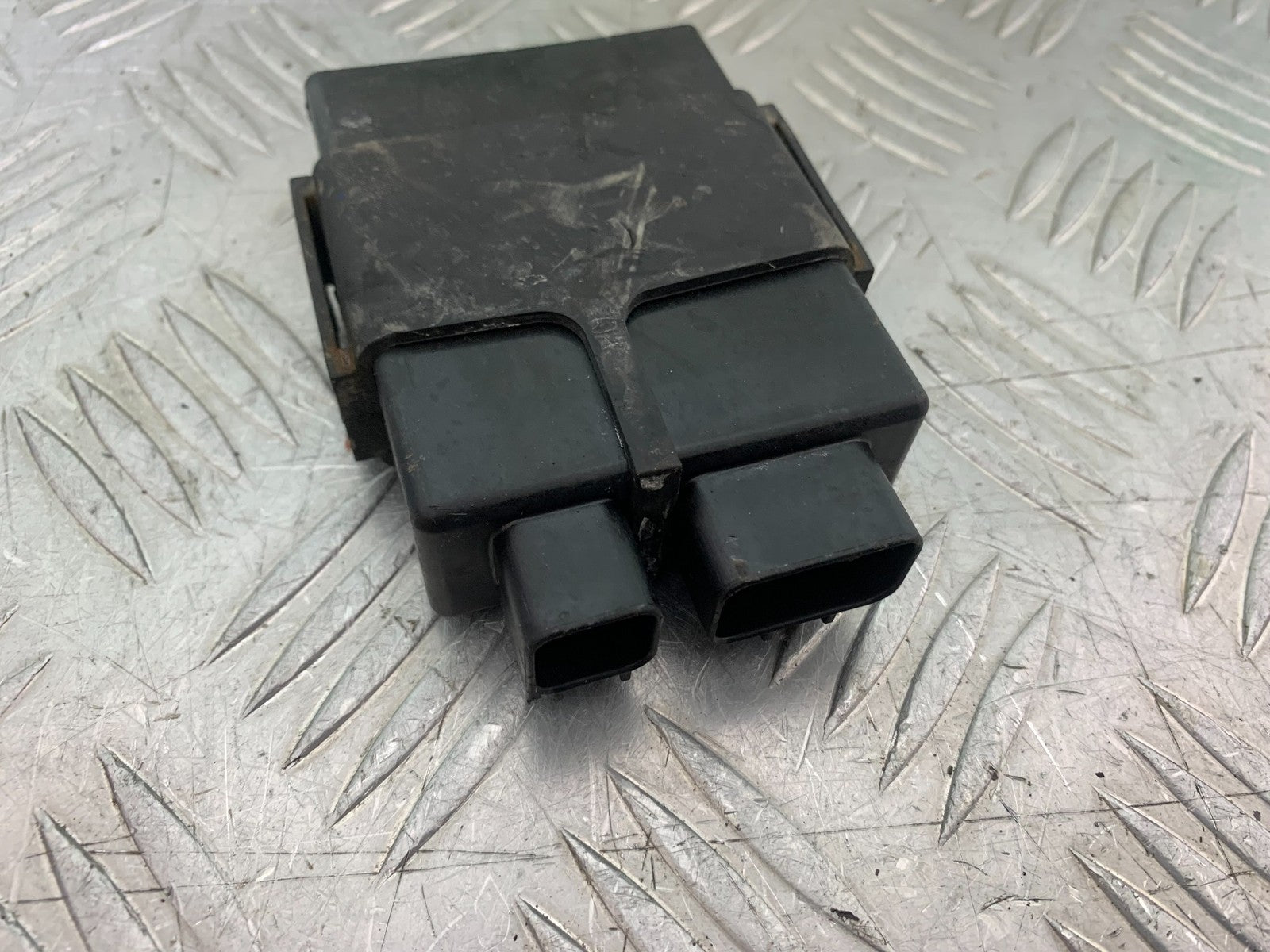 SUZUKI GSF600 GSF 600 BANDIT CDI UNIT   2000-2004 (CMB1269)