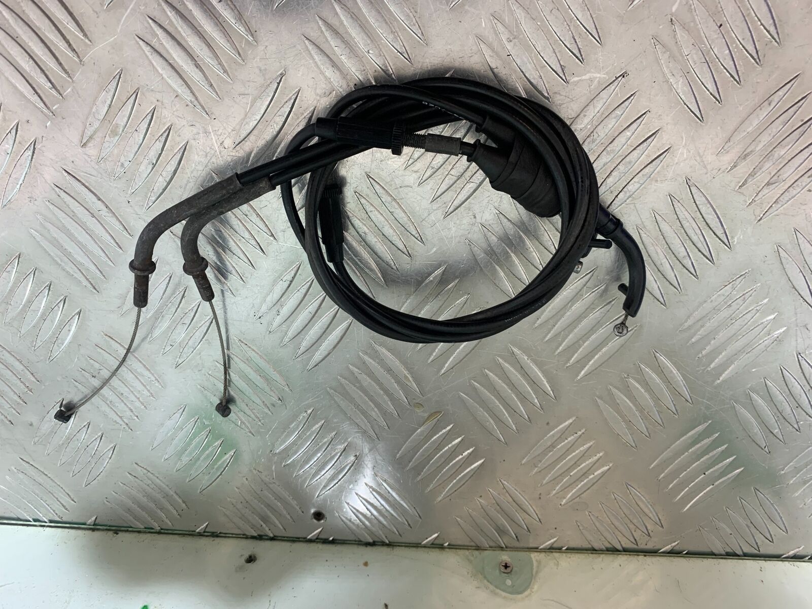 KAWASAKI ZX6R ZX6 R THROTTLE CABLES YEAR 2007 2008 (CMB1002)