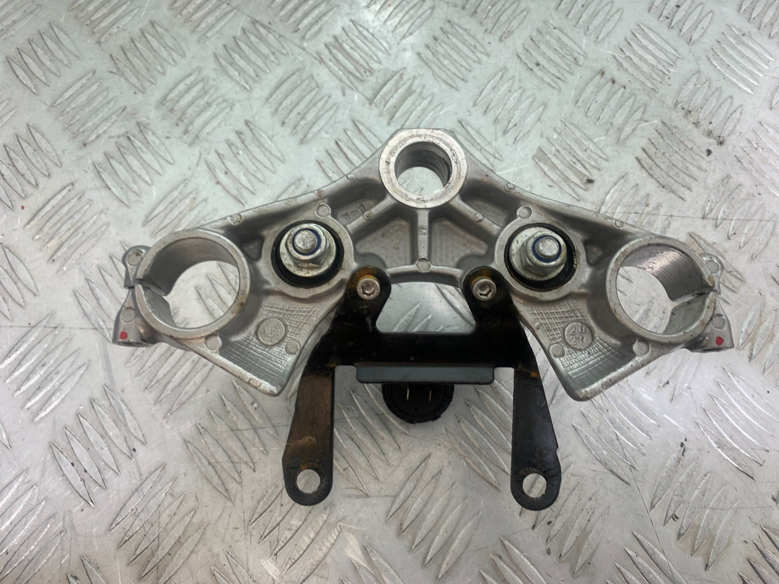 YAMAHA XV535 XV 535 VIRAGO TOP YOKE  YEAR 1994-02 (CMB1162)