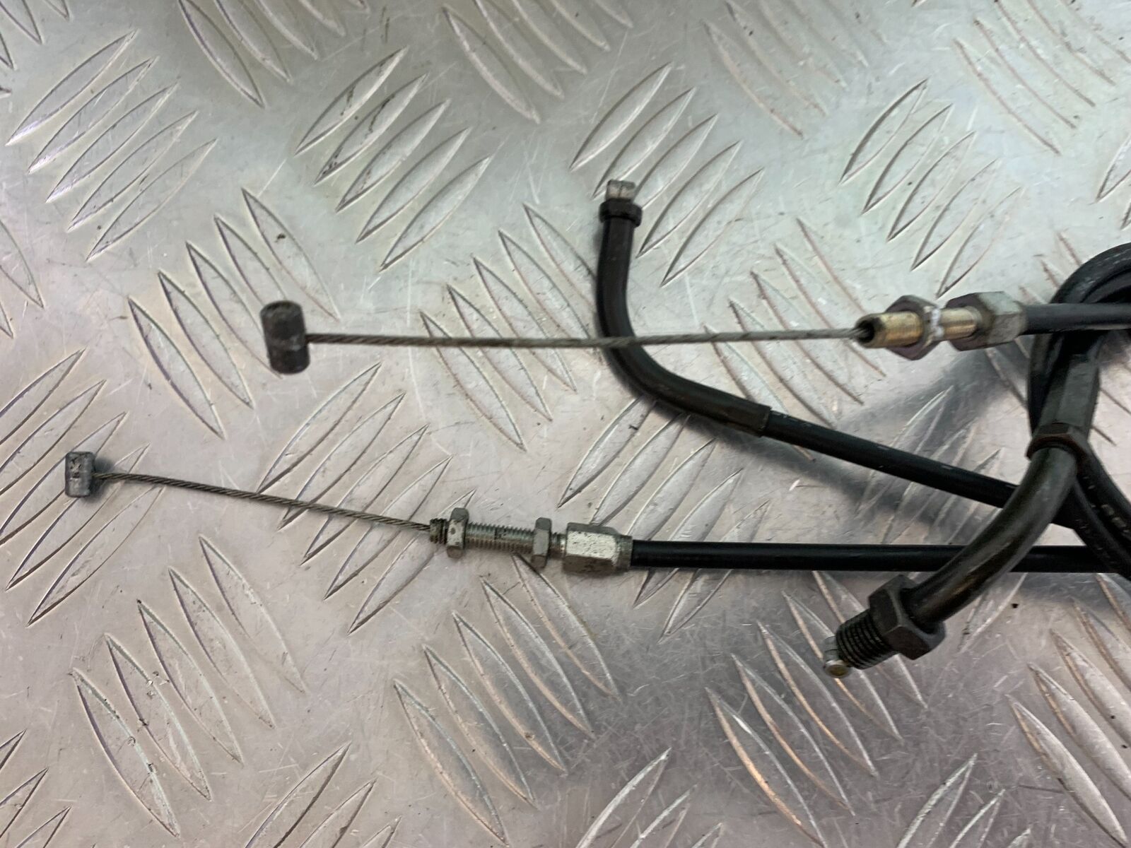 HONDA CBR1100 BLACKBIRD THROTTLE CABLES  YEAR 1996-1998 (CMB1017)