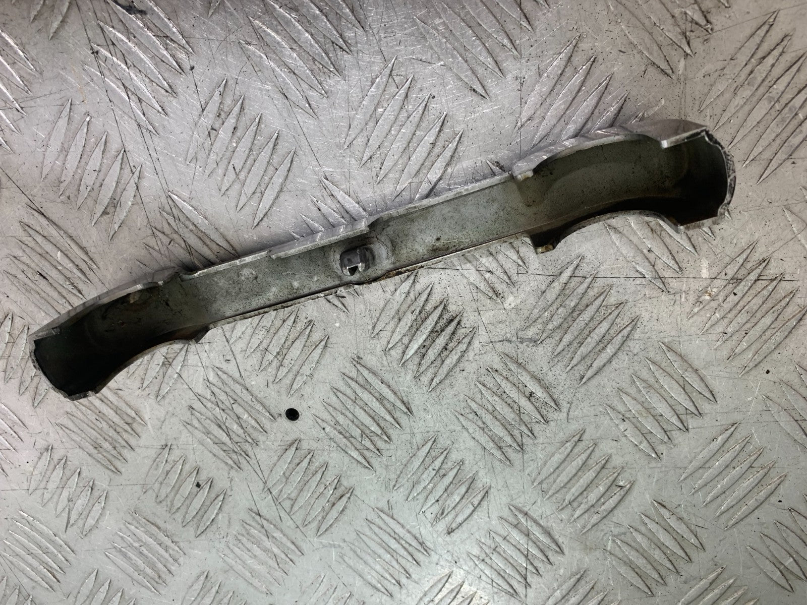 HONDA VT700 VT 700 SHADOW CHROME YOKE COVER   YEAR 1984-85 (CMB1328)