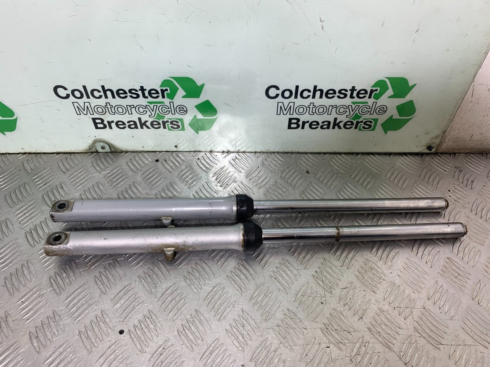 HONDA CG125 CG 125 FORKS   YEAR 1998-2000 (CMB1282)