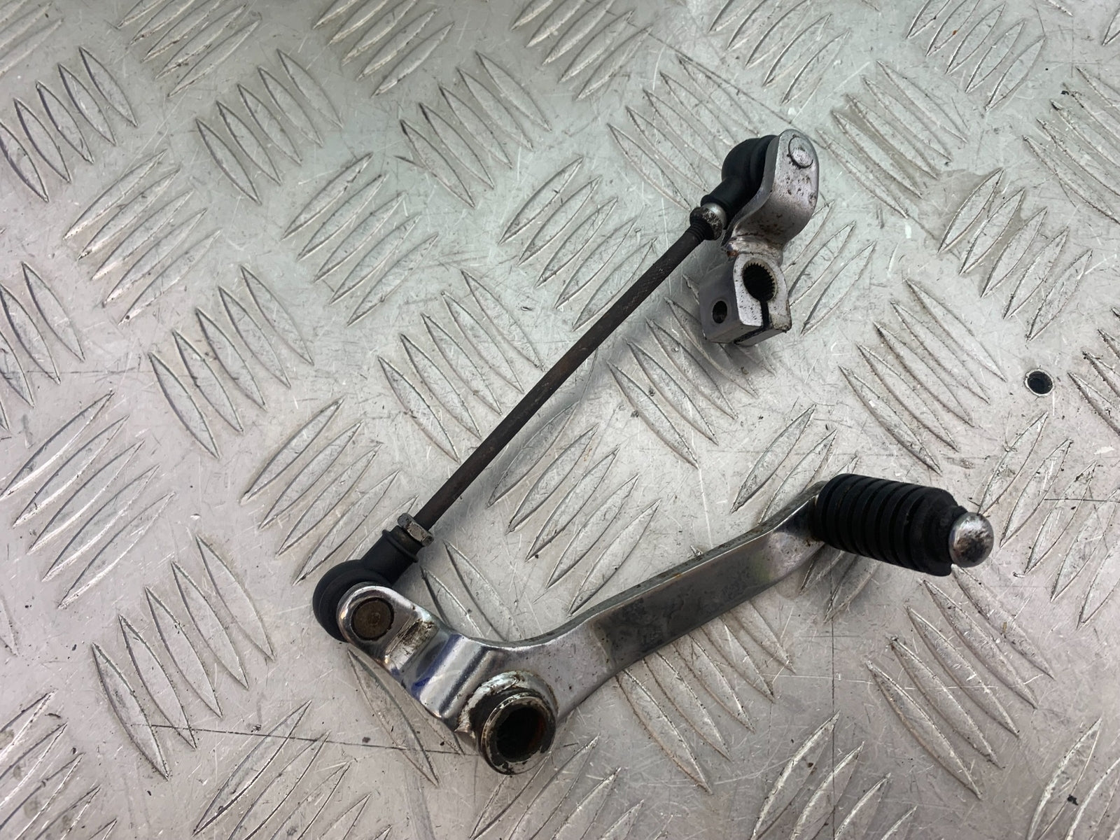 YAMAHA XV535 XV 535 VIRAGO GEAR LEVER   YEAR 1994-02 (CMB1162)