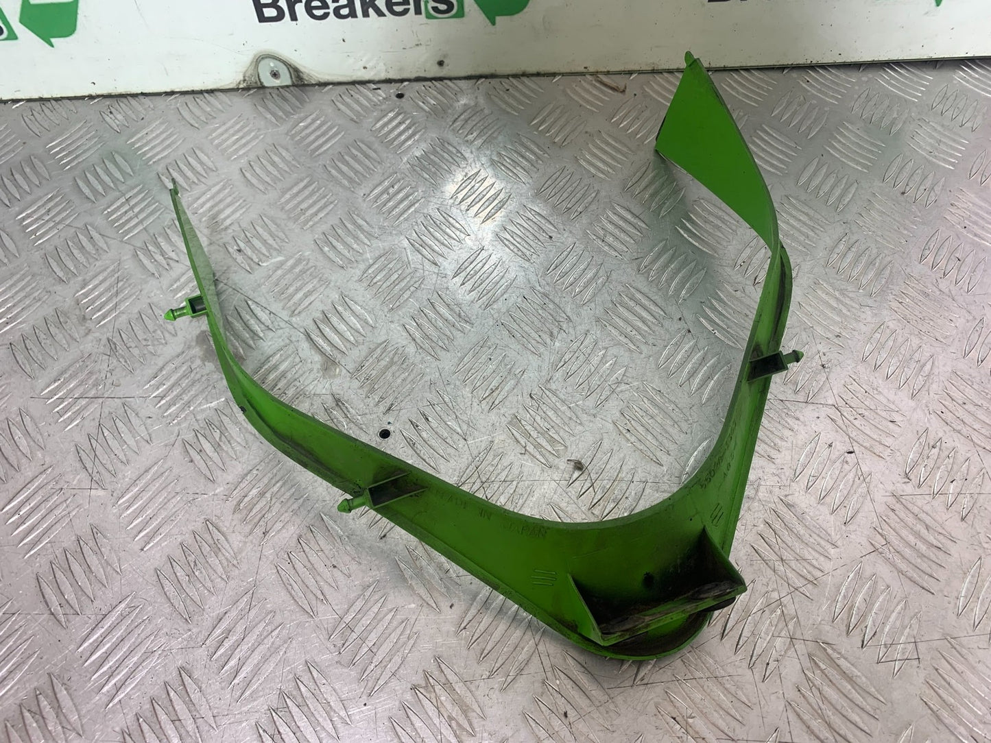 KAWASAKI ZX9R ZX9 E1 FAIRING V PIECE YEAR 2000-01 (CMB1171)