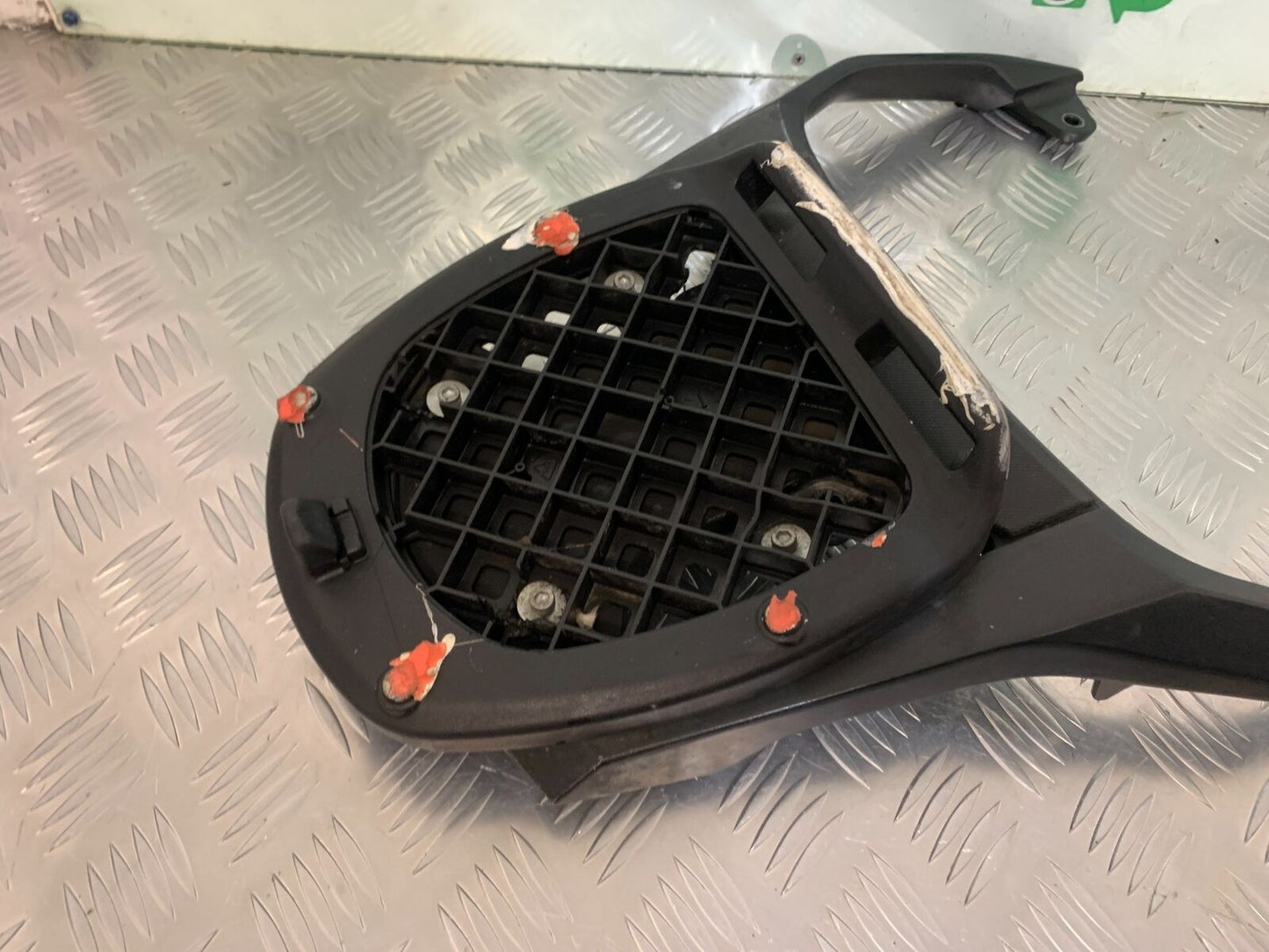 SUZUKI DL 650 V-STROM TOP BOX AND RACK   YEAR 2006 2011 (STOCK 954)