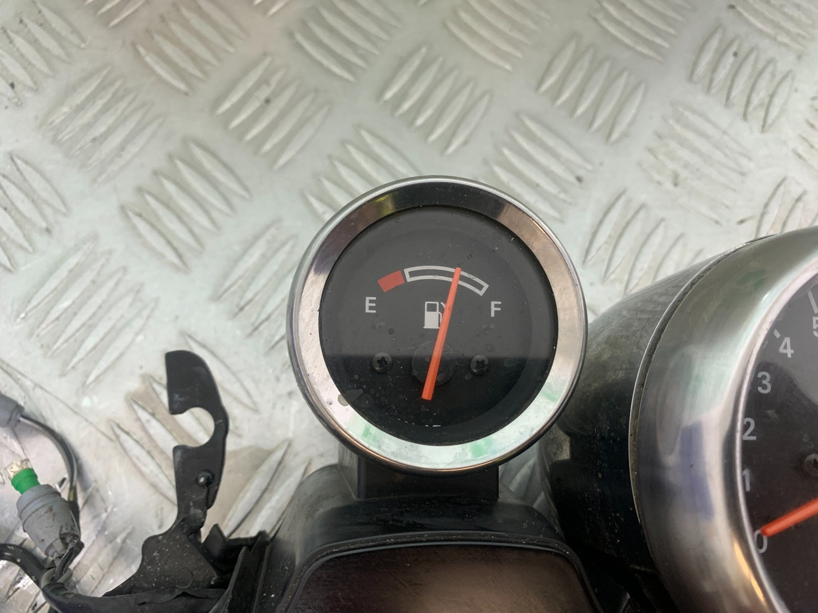 SUZUKI GSF1200  GSF 1200 BANDIT CLOCKS  YEAR 1997-2000 (CMB1149)