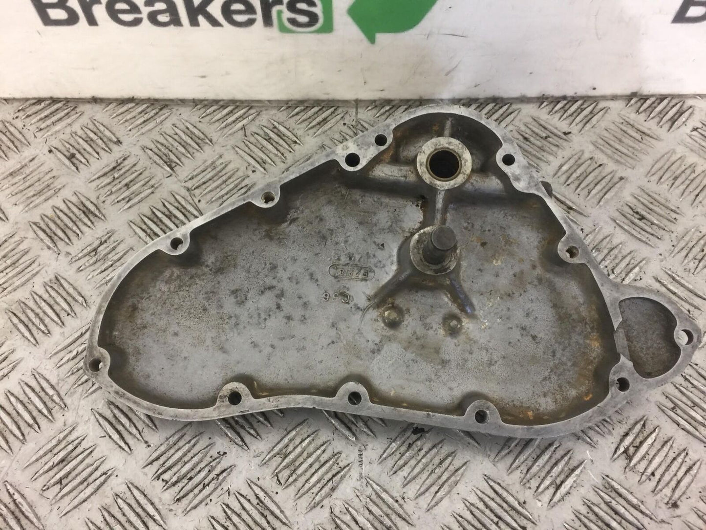 TRIUMPH T5 500 SPEED TWIN ENGINE COVER YEAR 1957 (STOCK 362)