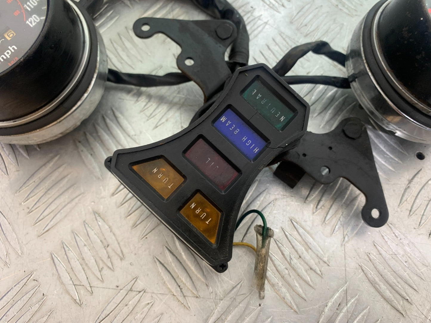 HONDA GL500 GL 500 SILVERWING CLOCKS  YEAR 1981-82  (CMB1168)