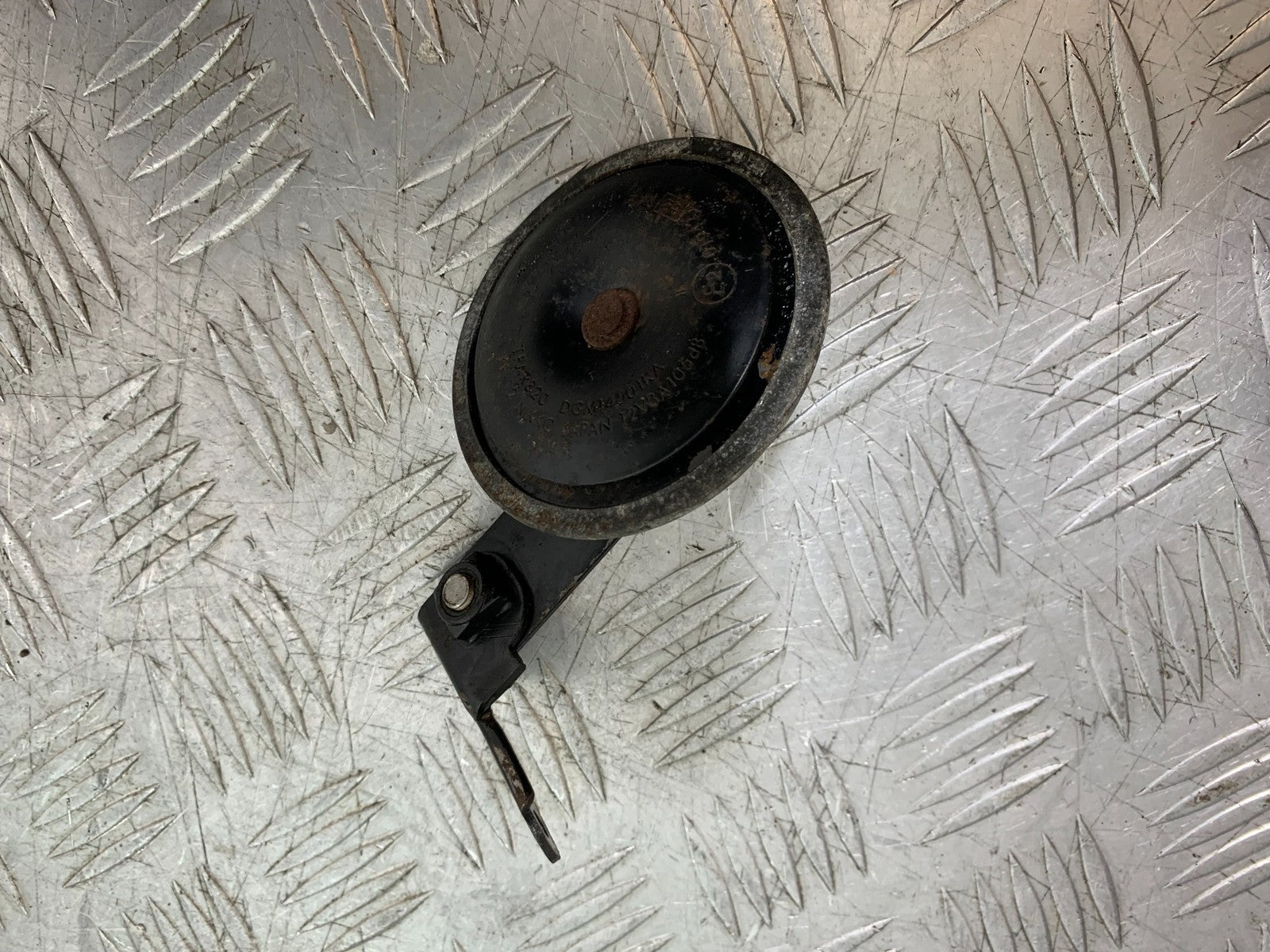 TRIUMPH 955I SPRINT RS HORN YEAR 1999-03 (CMB1313)