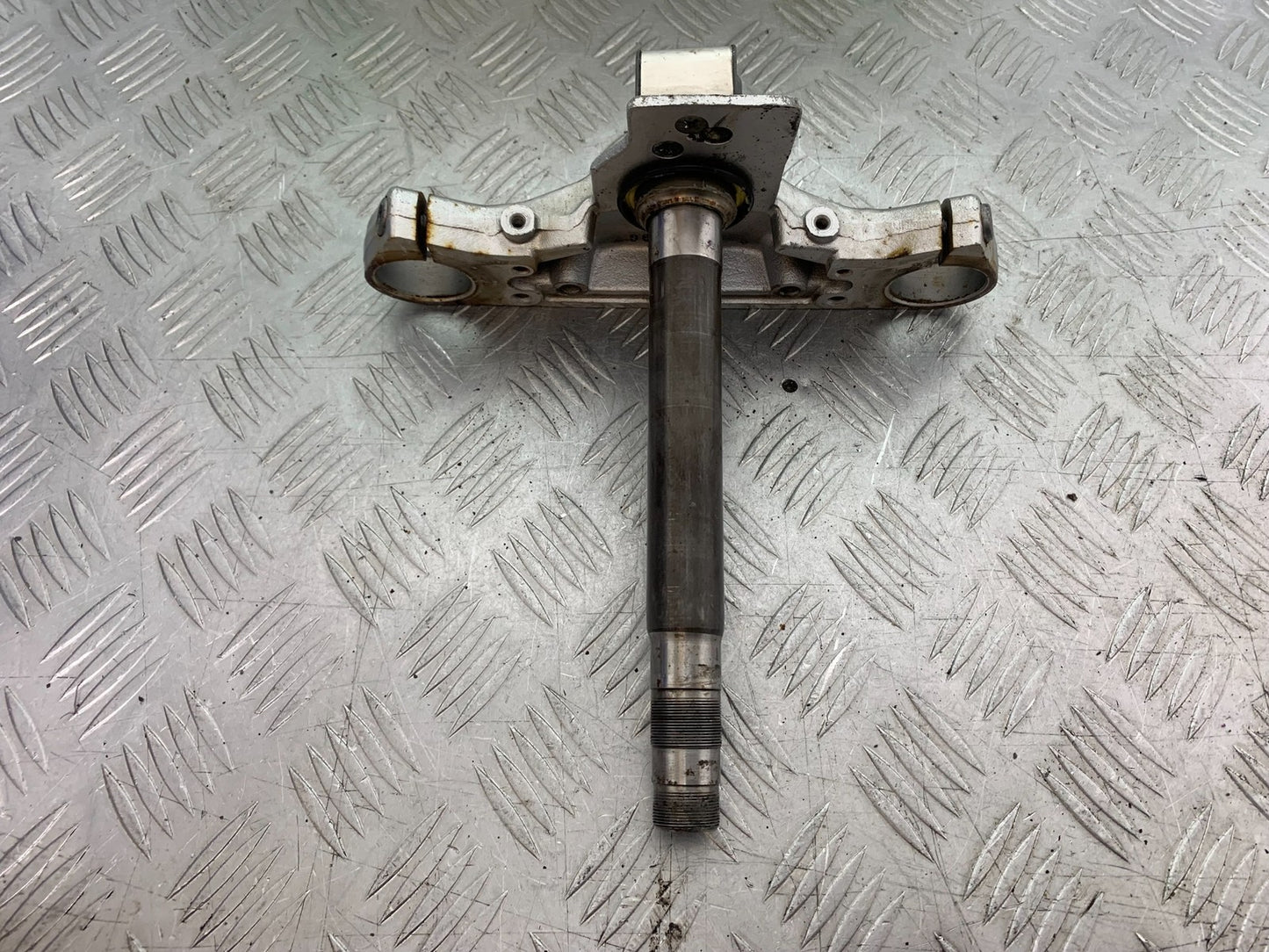 HONDA VT750 SHADOW BOTTOM YOKE  YEAR 2003-2004 (CMB1265)