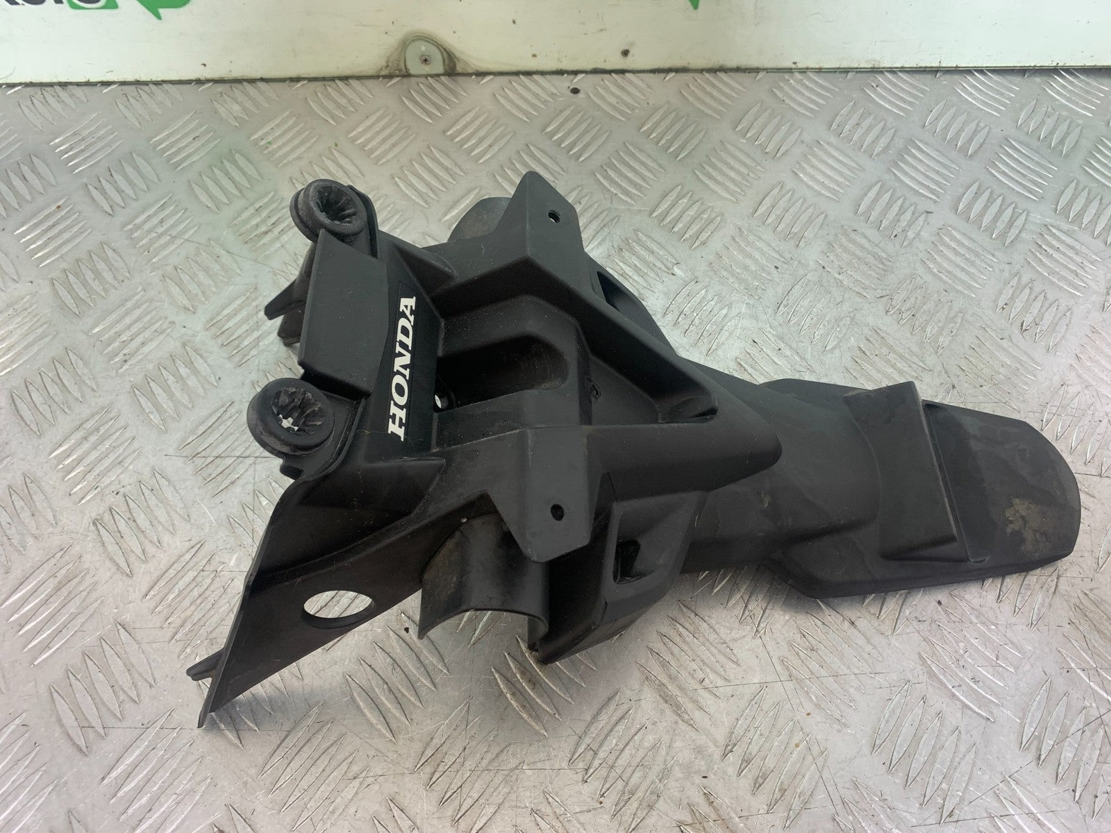 HONDA CBF125 CBF 125 REAR MUDGUARD   YEAR 2009-14  (CMB1172)