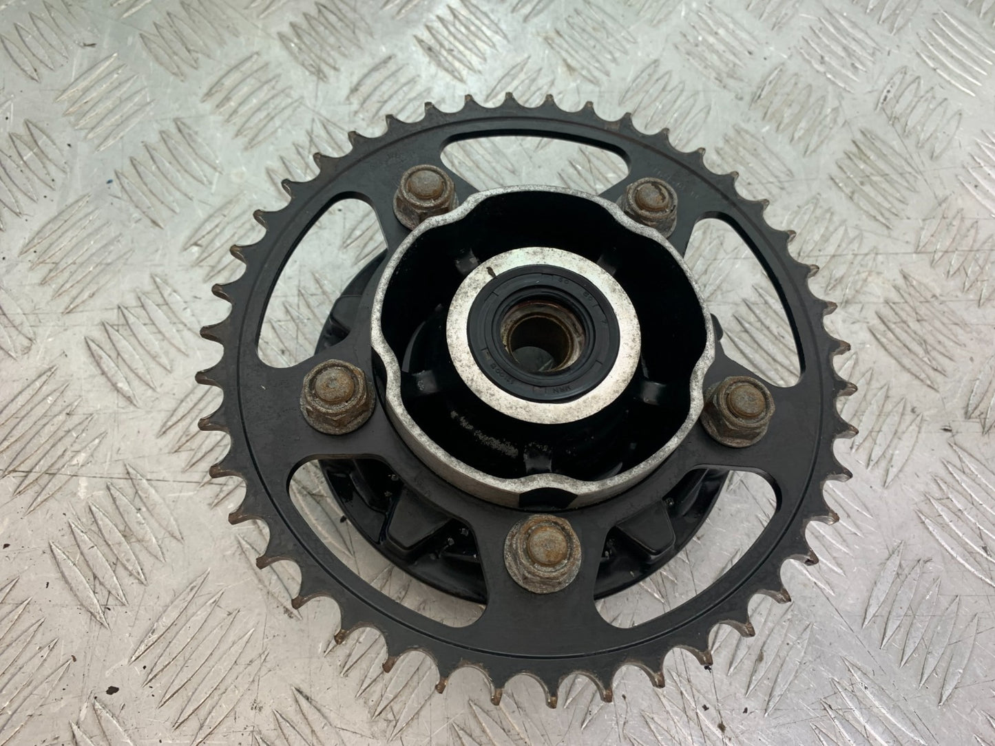 HONDA NC700 X REAR SPROCKET CARRIER  YEAR 2012-2014 (CMB1327)