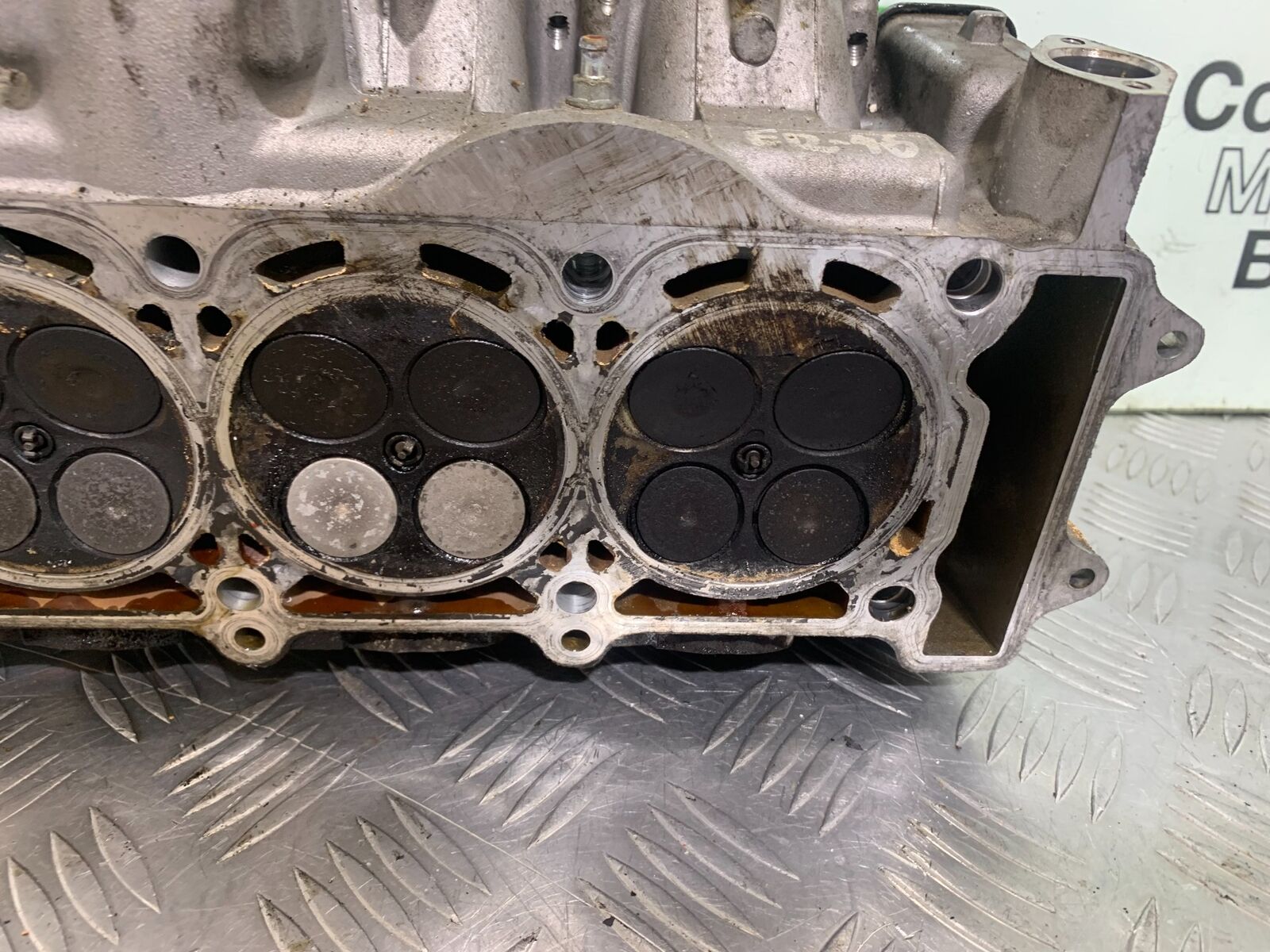 KAWASAKI ZX9R ZX9 C CYLINDER HEAD  YEAR 1998-99 (STOCK 903)