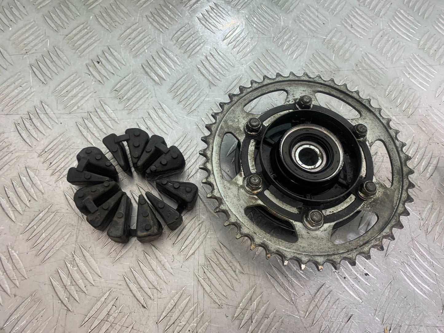 YAMAHA YZF R7 REAR SPROCKET CARRIER  YEAR 2022-2025 (CMB1255)