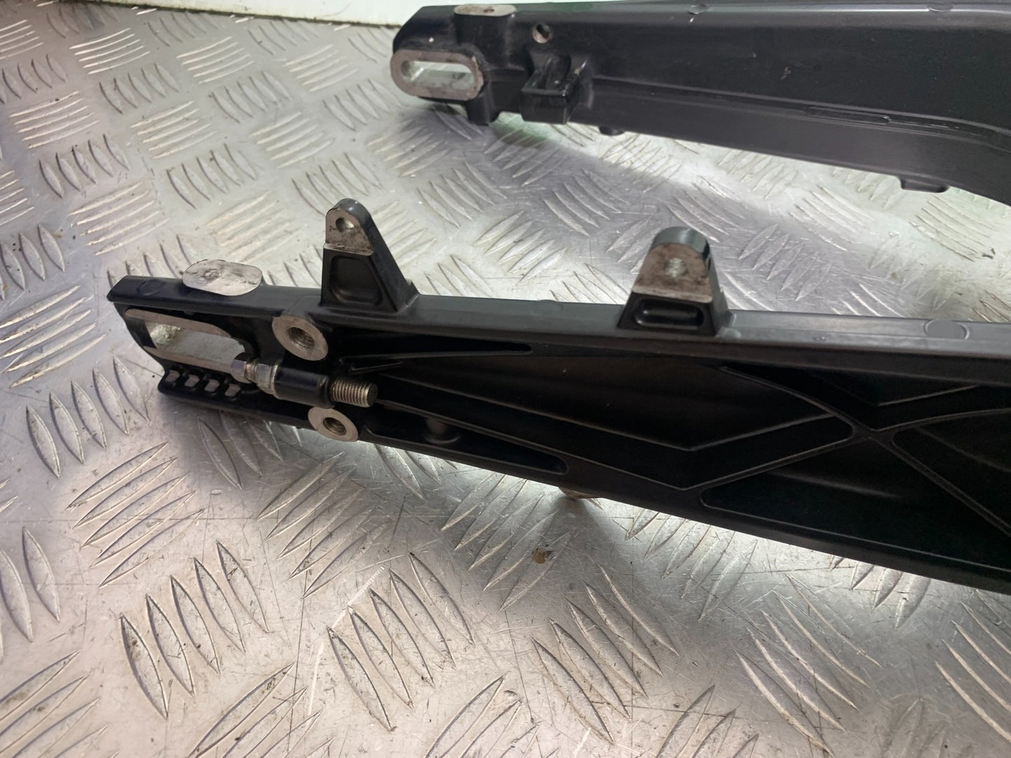 KTM 390 ADVENTURE SWINGARM  YEAR 2020-24 (CMB1240)