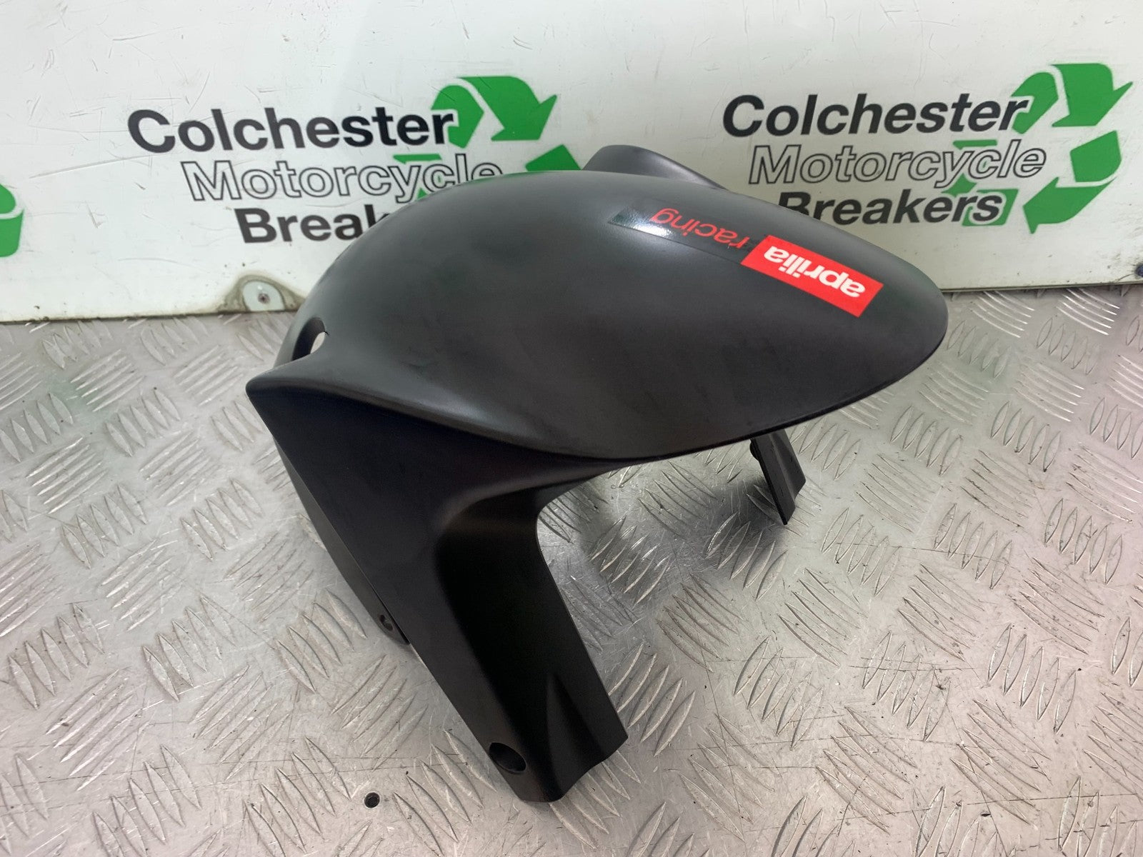 APRILIA TUONO 1000 V4 FRONT MUDGUARD YEAR 2013-2014  (CMB1239)
