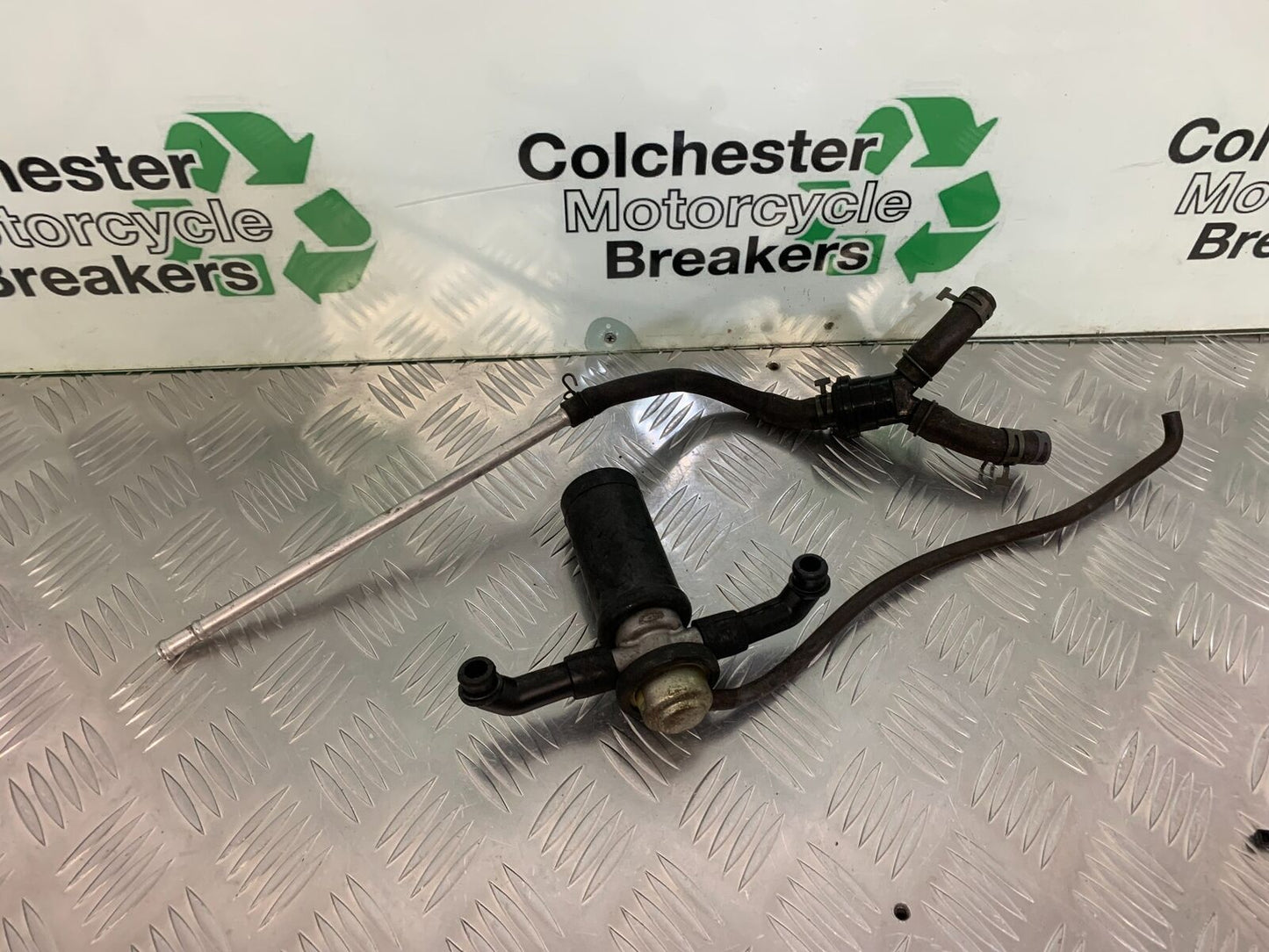 KAWASAKI ZX9R ZX9 C AIR VALVE  YEAR 1998-99 (STOCK 957)