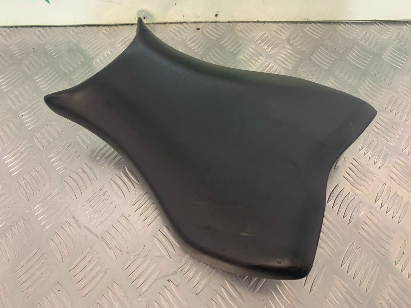 HONDA CBR1000 rr FIREBLADE FRONT SEAT  2008-2011 (STOCK 986)