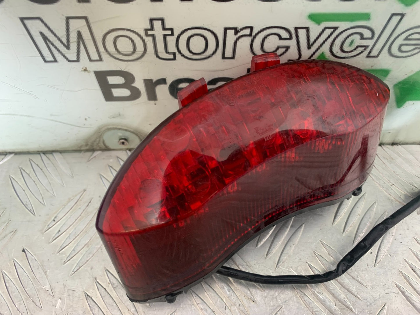 TRIUMPH 675 STREET TRIPLE R REAR LIGHT  YEAR 2012 (CMB1221)