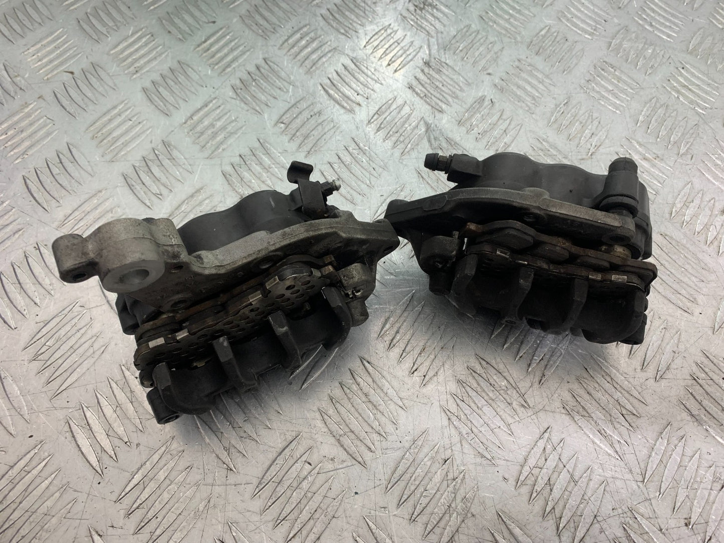 HONDA NT 700 V DEAUVILLE FRONT BRAKE CALIPERS  YEAR 2006-2010 (CMB1298)