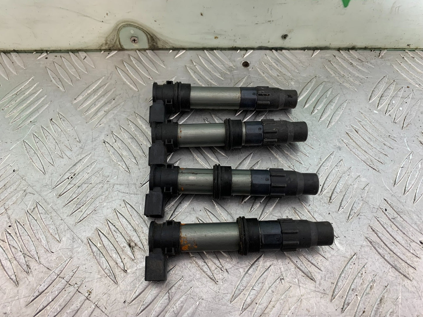HONDA CBR1000 RR CBR 1000RR FIREBLADE IGNITION COILS 2008-2011 (CMB1179)