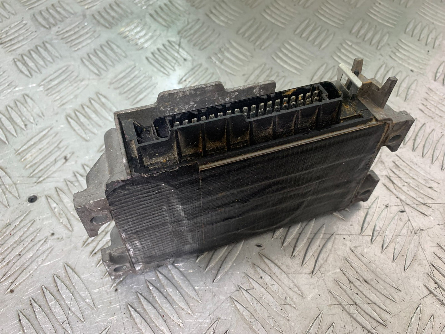 DUCATI 996 SPS 748 916 998 ECU 1999-2000 (CMB1209)