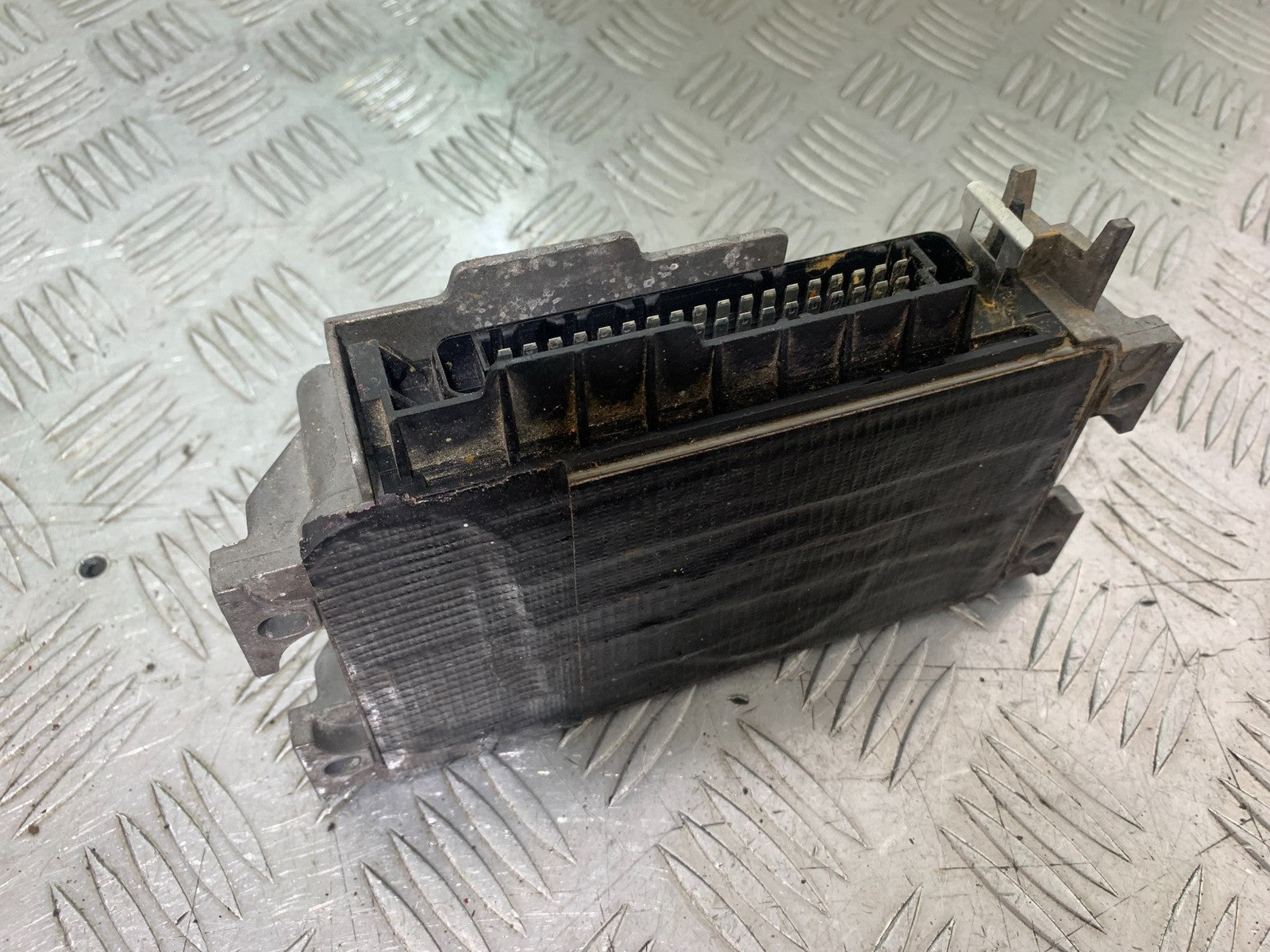 DUCATI 996 SPS 748 916 998 ECU 1999-2000 (CMB1209)