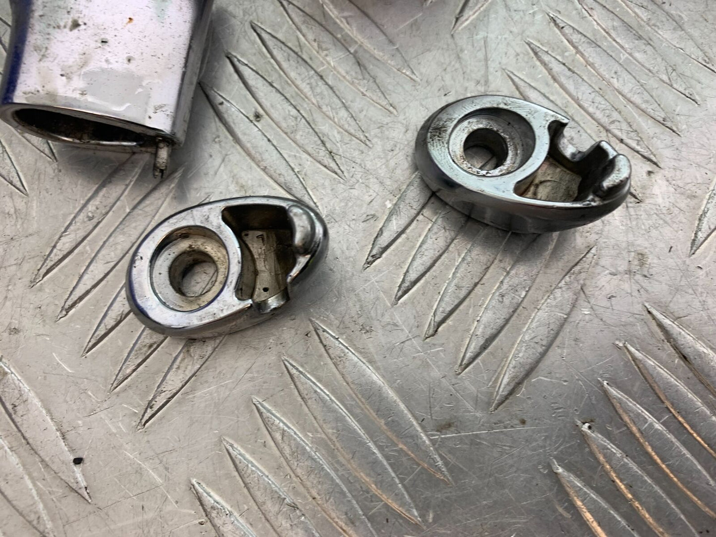 TRIUMPH THUNDERBIRD 1600 INDICATORS (DAMAGED)  YEAR 2011 (CMB1107)