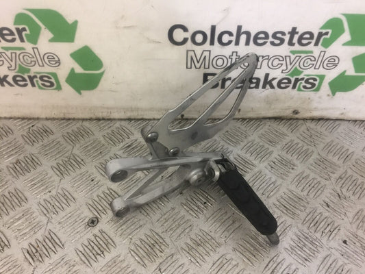 HONDA CBR600 CBR 600 F4I SPORT FRONT LEFT HANGER  YEAR 2001-06  (STOCK 628)