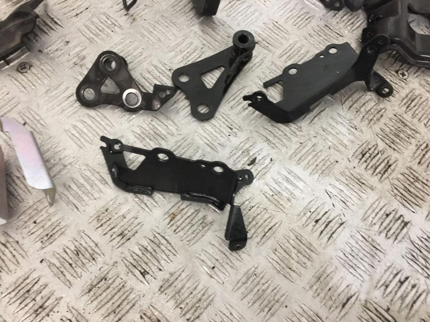 YAMAHA MT03 JOB LOT BRACKETS  YEAR 2018  (STOCK 801)