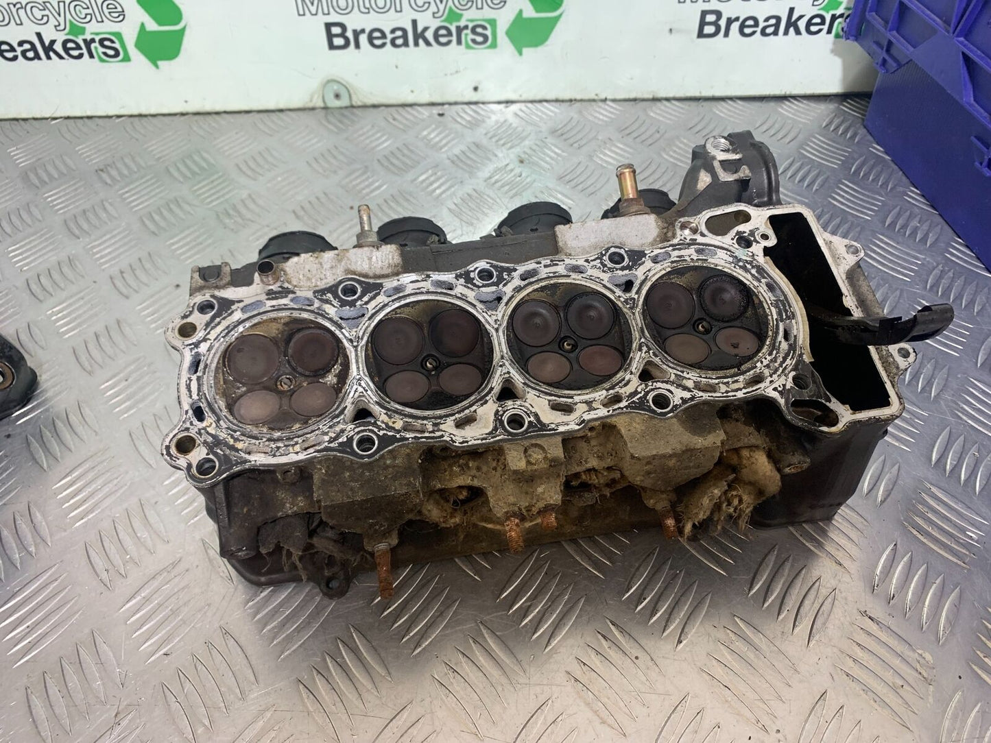 HONDA CBF600 CBF 600 CYLINDER HEAD YEAR 2004 -07  (STOCK 965)