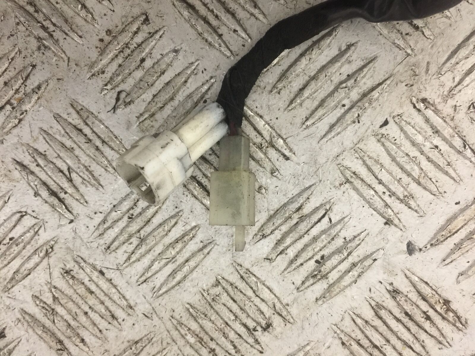 SUZUKI VLR1800 VLR 1800 REGULATOR  YEAR 2010 (STOCK 815)