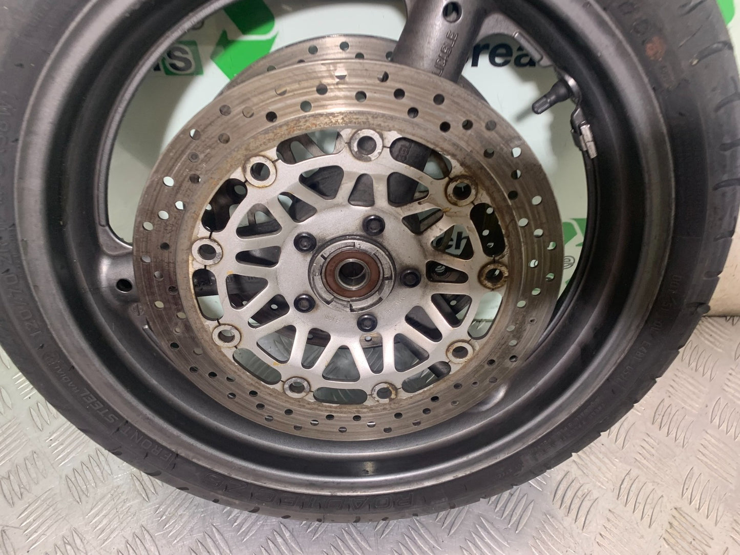 SUZUKI GSX750 INAZUMA FRONT WHEEL  YEAR 1998-2003 (CMB1308)