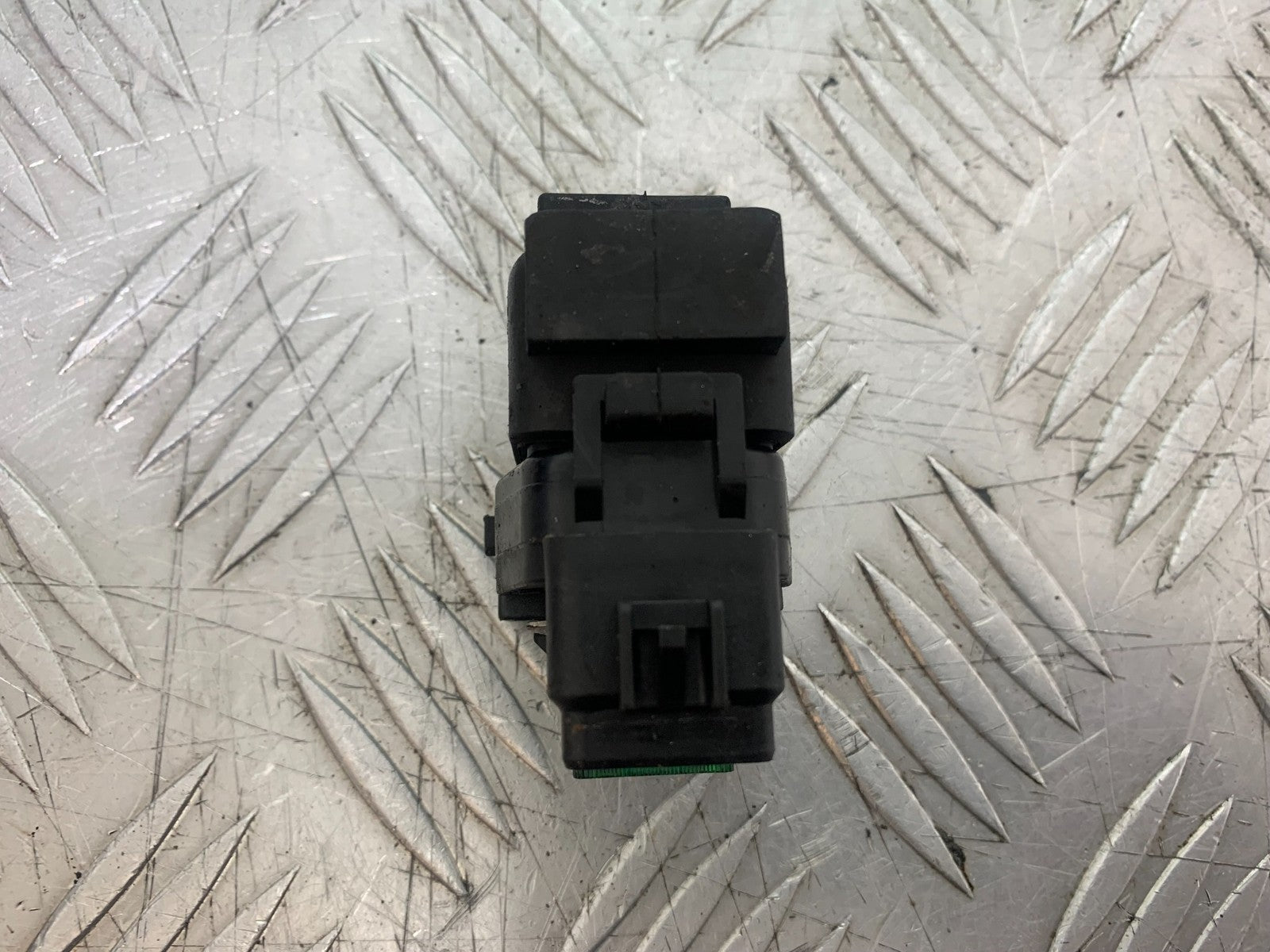 SUZUKI GSXR600 GSXR 600 K1 K2 K3 STARTER SOLENOID  1999-03 (CMB1284)