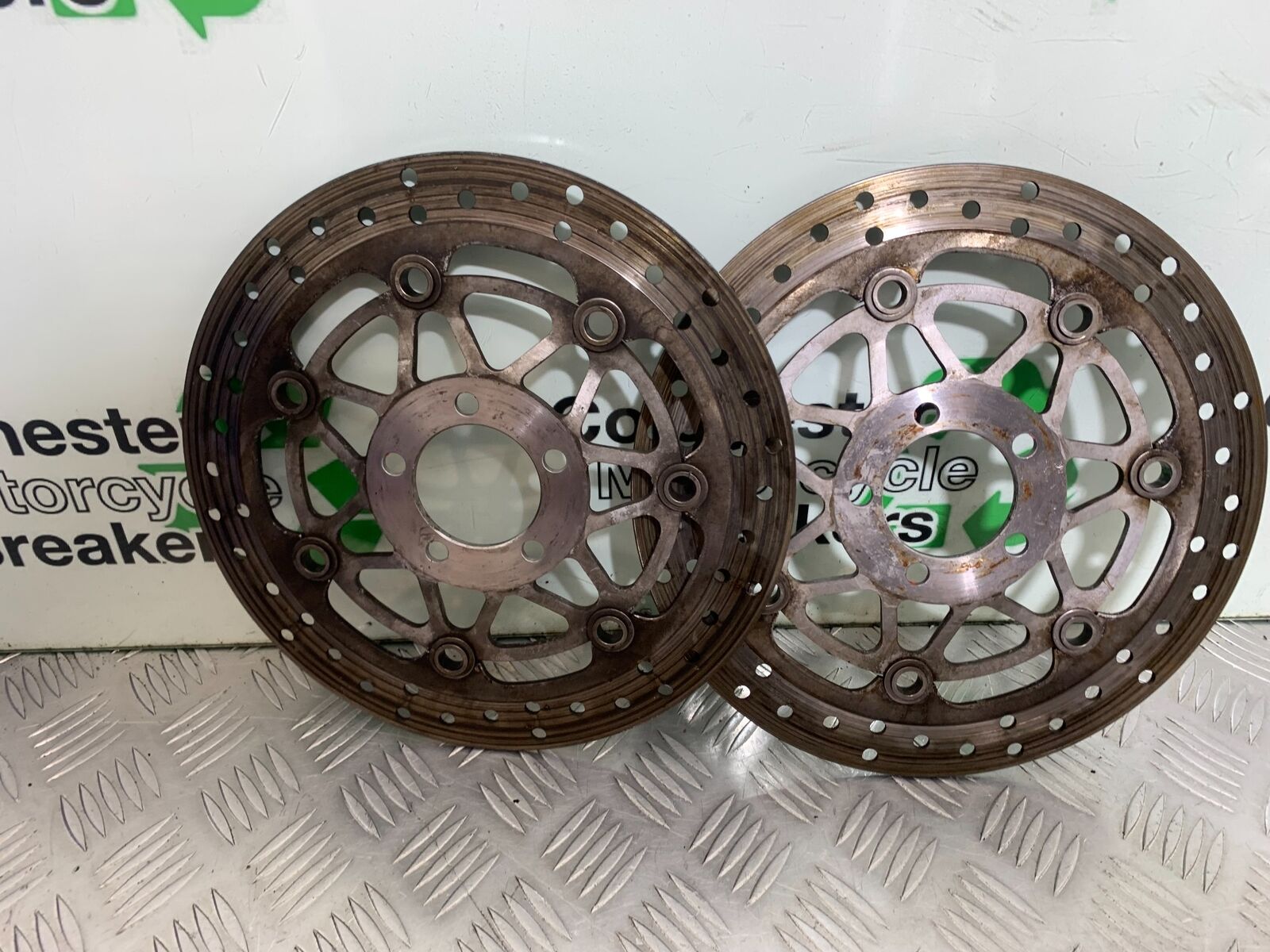 KAWASAKI Z750 Z 750  FRONT BRAKE DISCS  YEAR 2004-2006  (CMB1104)