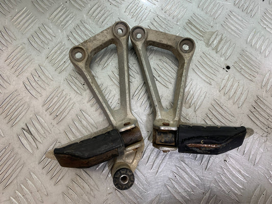HONDA CBR500R CBR 500 R REAR HANGER AND PEGS   YEAR 2012-16 (CMB1151)