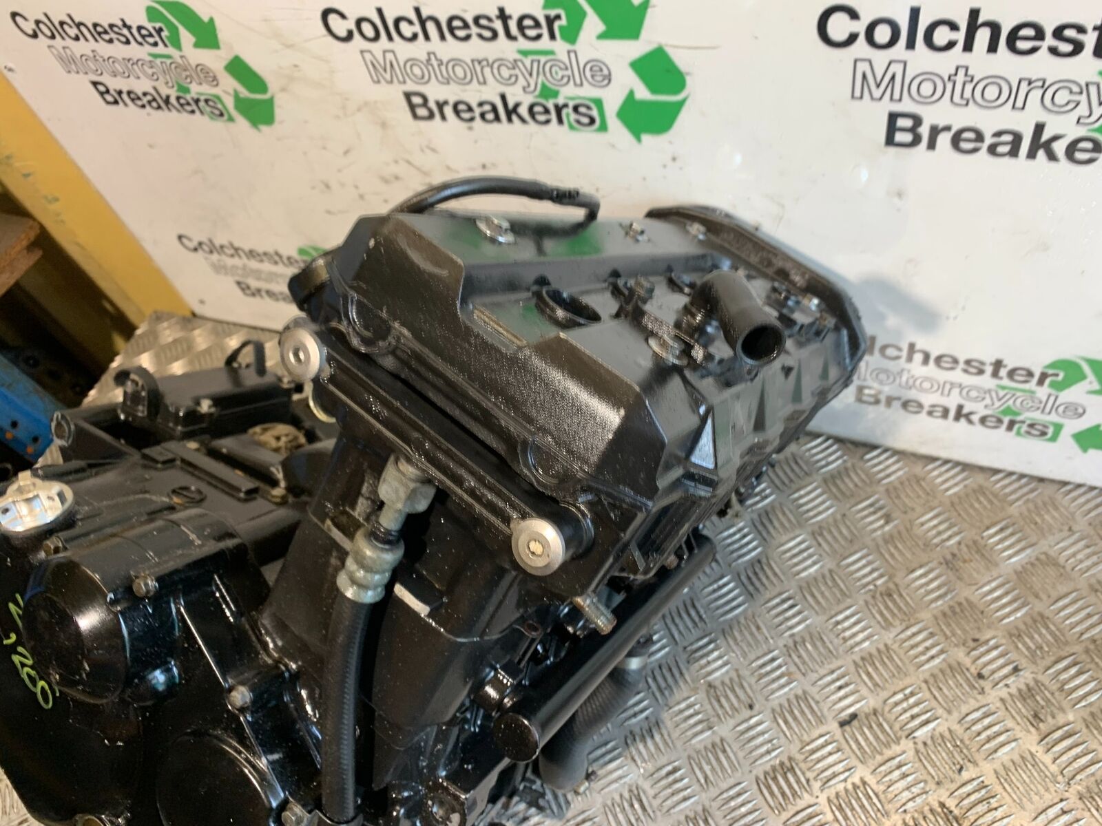 KAWASAKI ZZR1200 ZZR 1200 ENGINE  YEAR 2002-05 (STOCK 993)