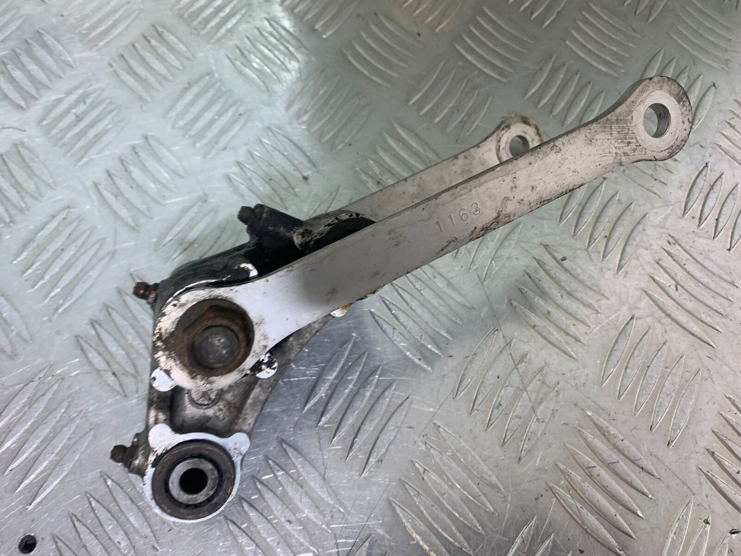 KAWASAKI ZX6R ZX6 J REAR SHOCK LINKAGE  YEAR 2000 (CMB1129)