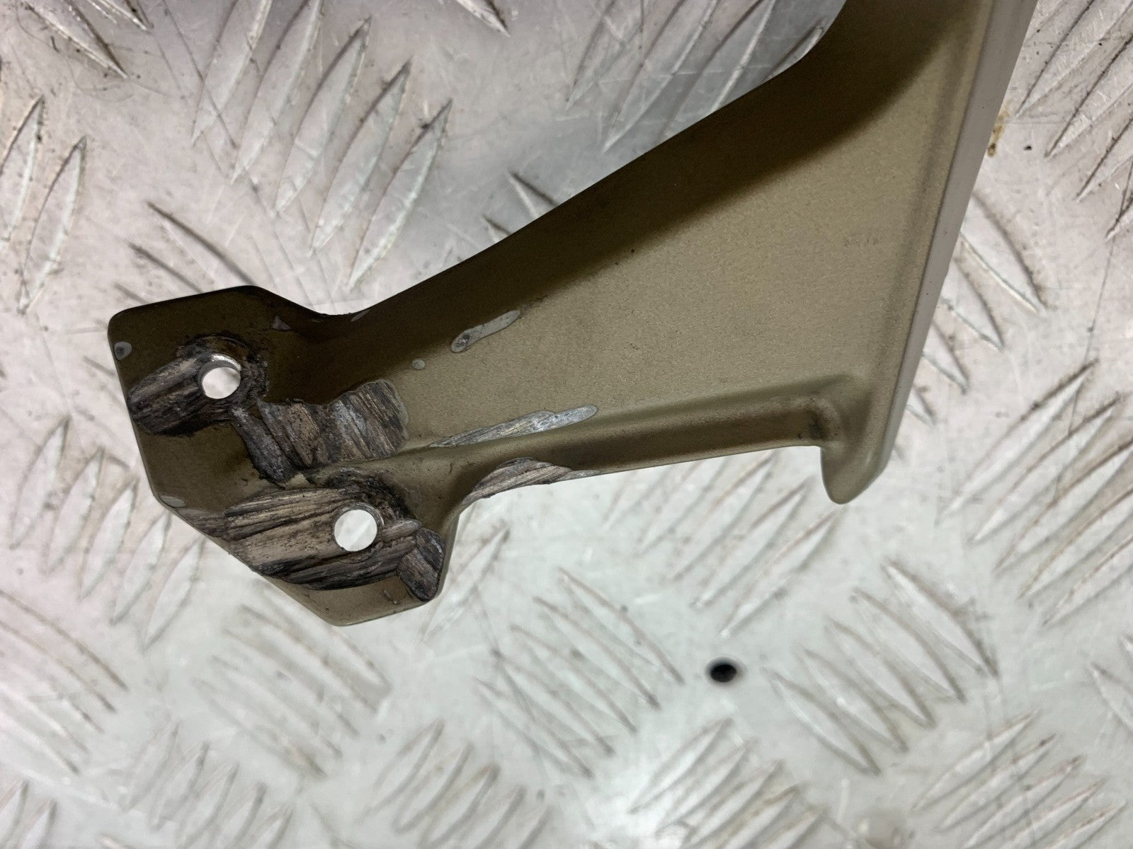 DUCATI 1299 PANIGALE FAIRING BRACKET  YEAR 2016 (CMB 1187)