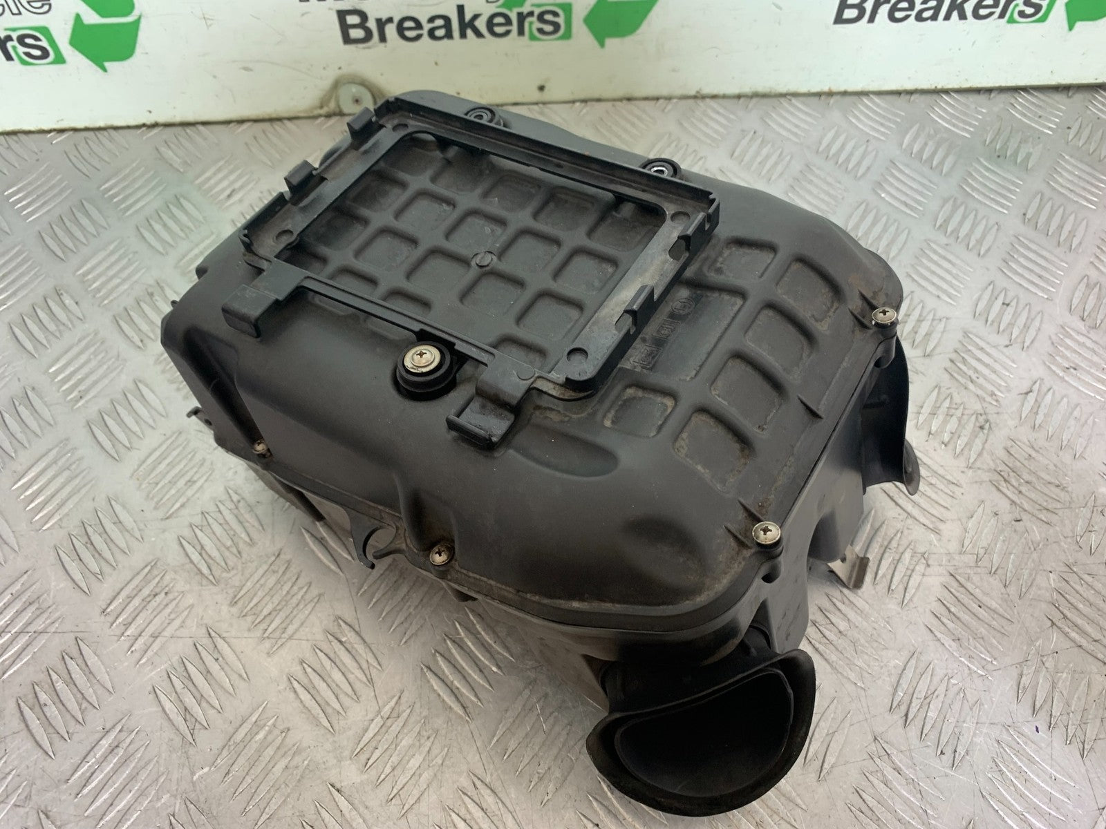 APRILIA TUONO 1000 V4R  AIRBOX   YEAR 2011-13  (CMB1316)