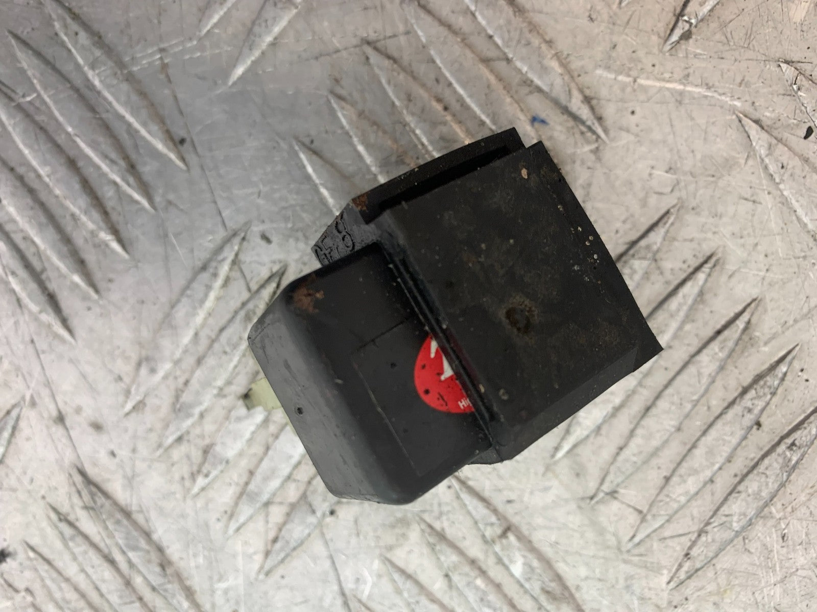 HONDA NT650 V DEAUVILLE PETROL PUMP RELAY  YEAR 1998-01(CMB1320)