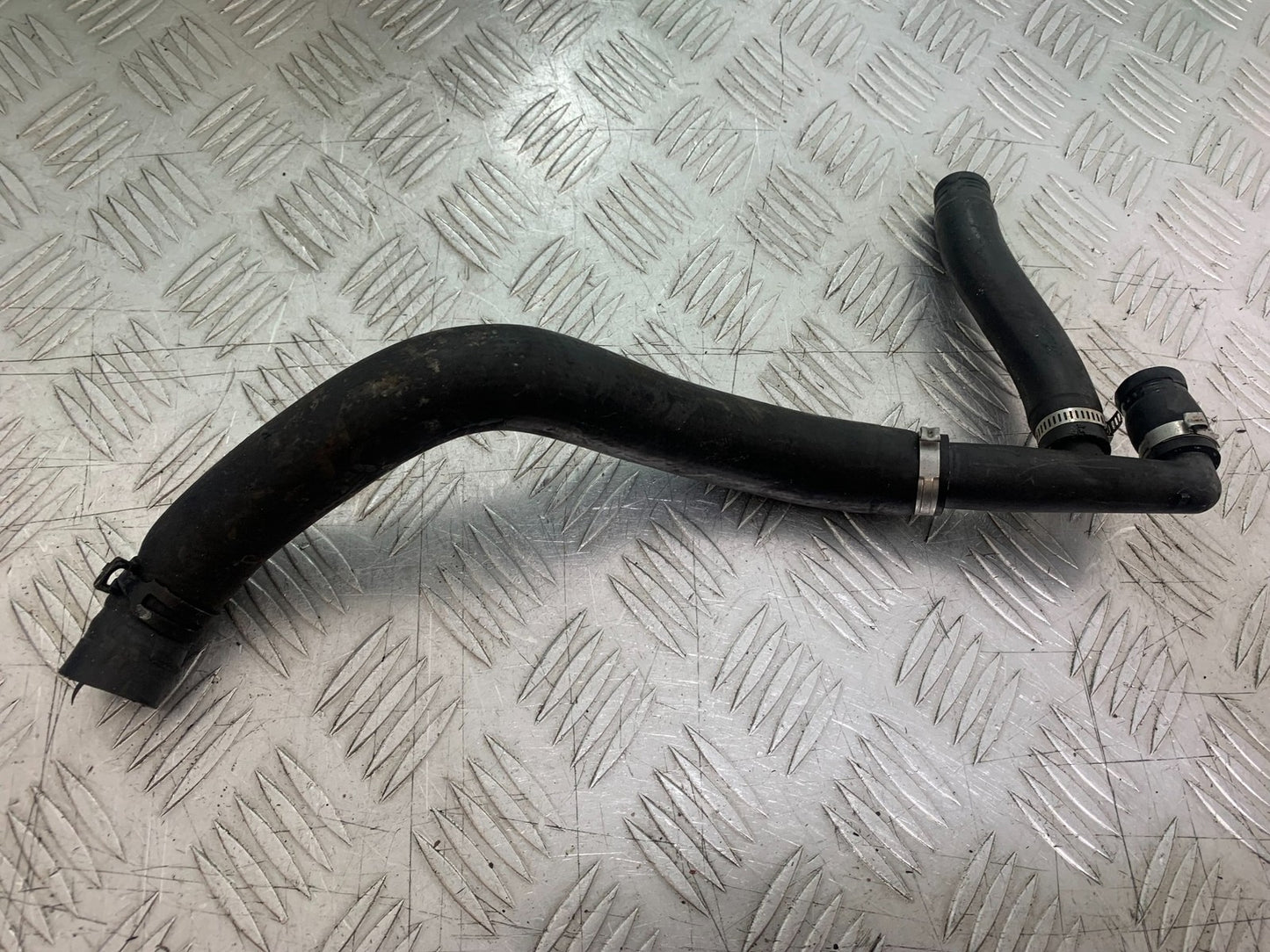 KTM 990 SUPER DUKE RADAITOR HOSE  YEAR 2007-2011  (CMB1207)