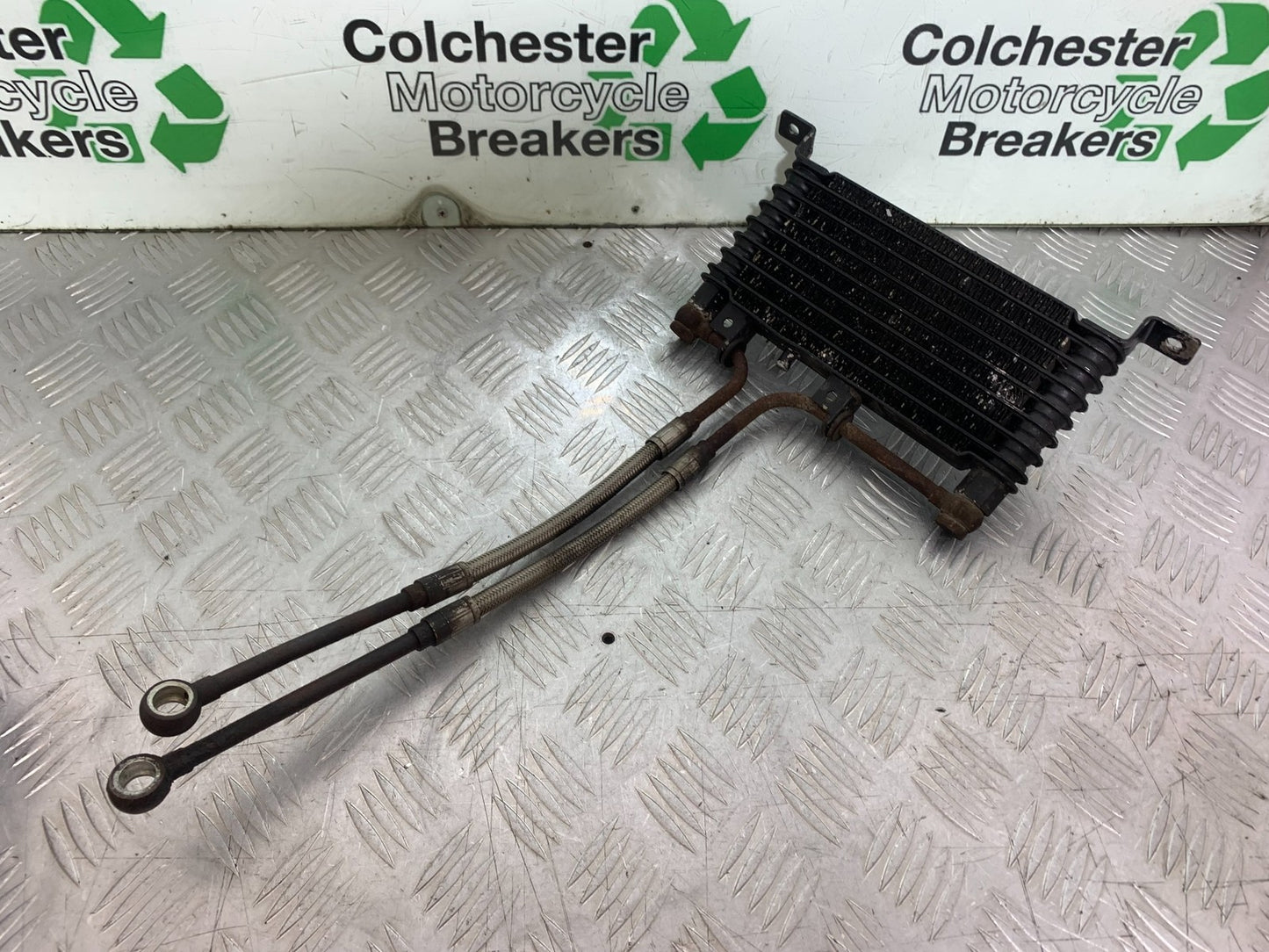 TRIUMPH 955i SPRINT ST OIL COOLER AND LINES  YEAR 1999-04 (CMB1230)