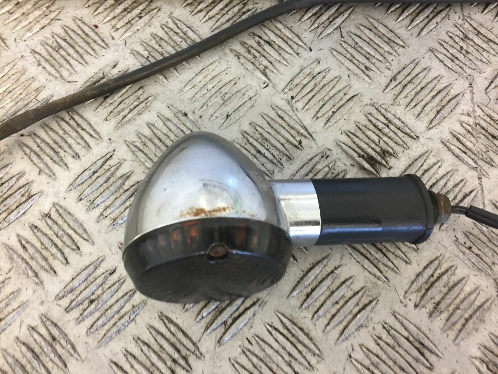 KAWASAKI VN1500 VN 1500 CLASSIC REAR INDICATOR  YEAR 2001