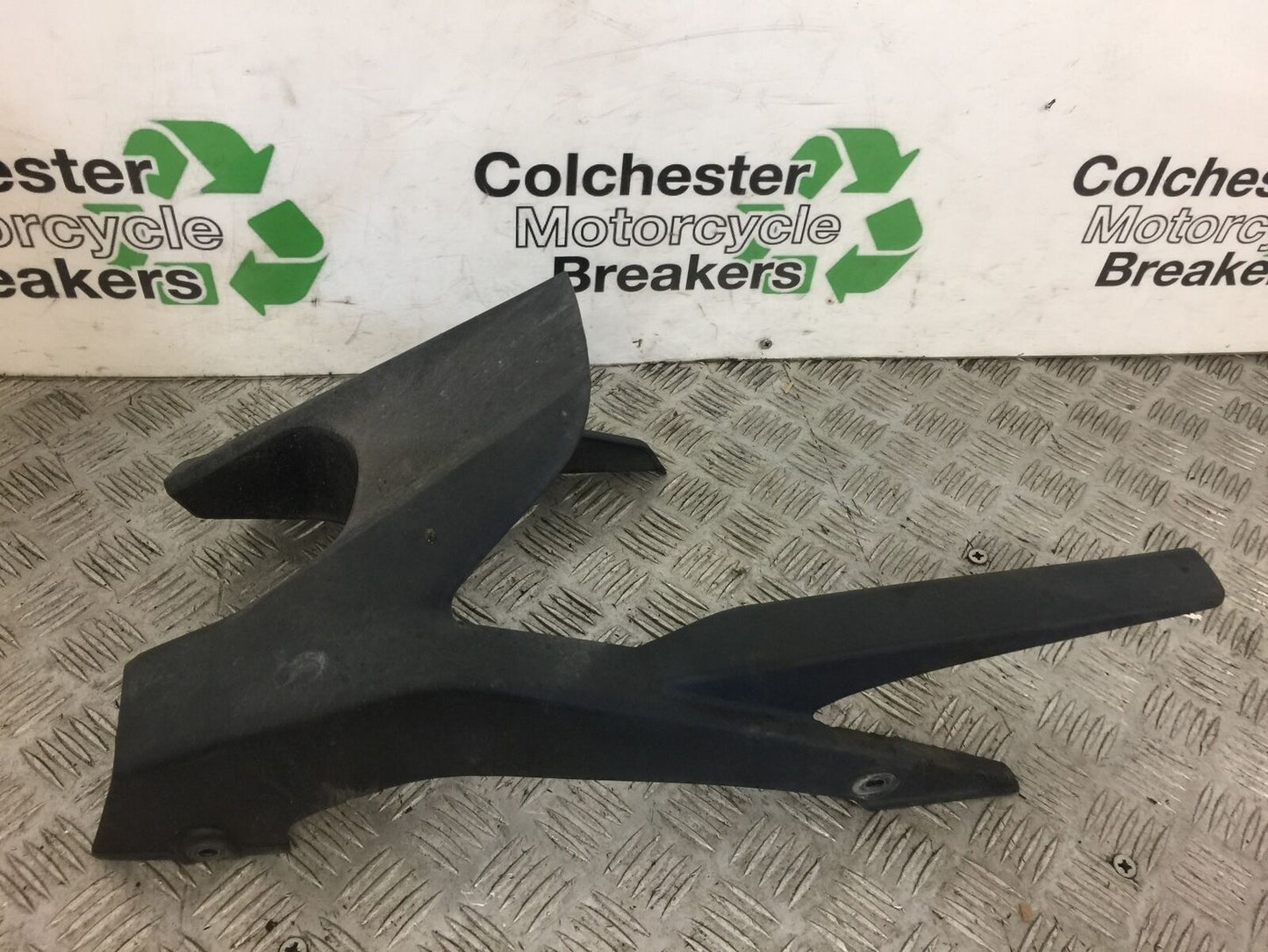HONDA CBR125 CBR 125 HUGGER  YEAR 2011-2017 (STOCK 334)