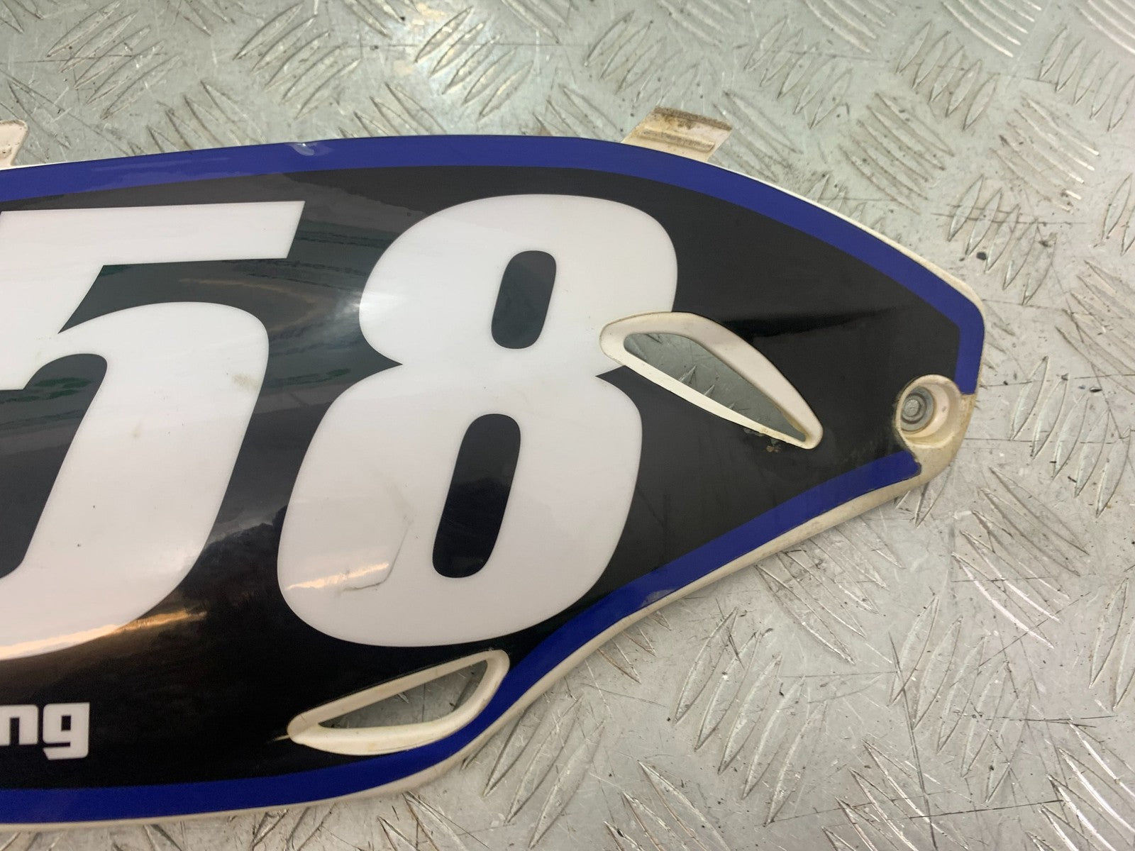 KAWASAKI KXF450 KXF 450 LEFT SEAT PANEL  YEAR 2013 CMB1217)