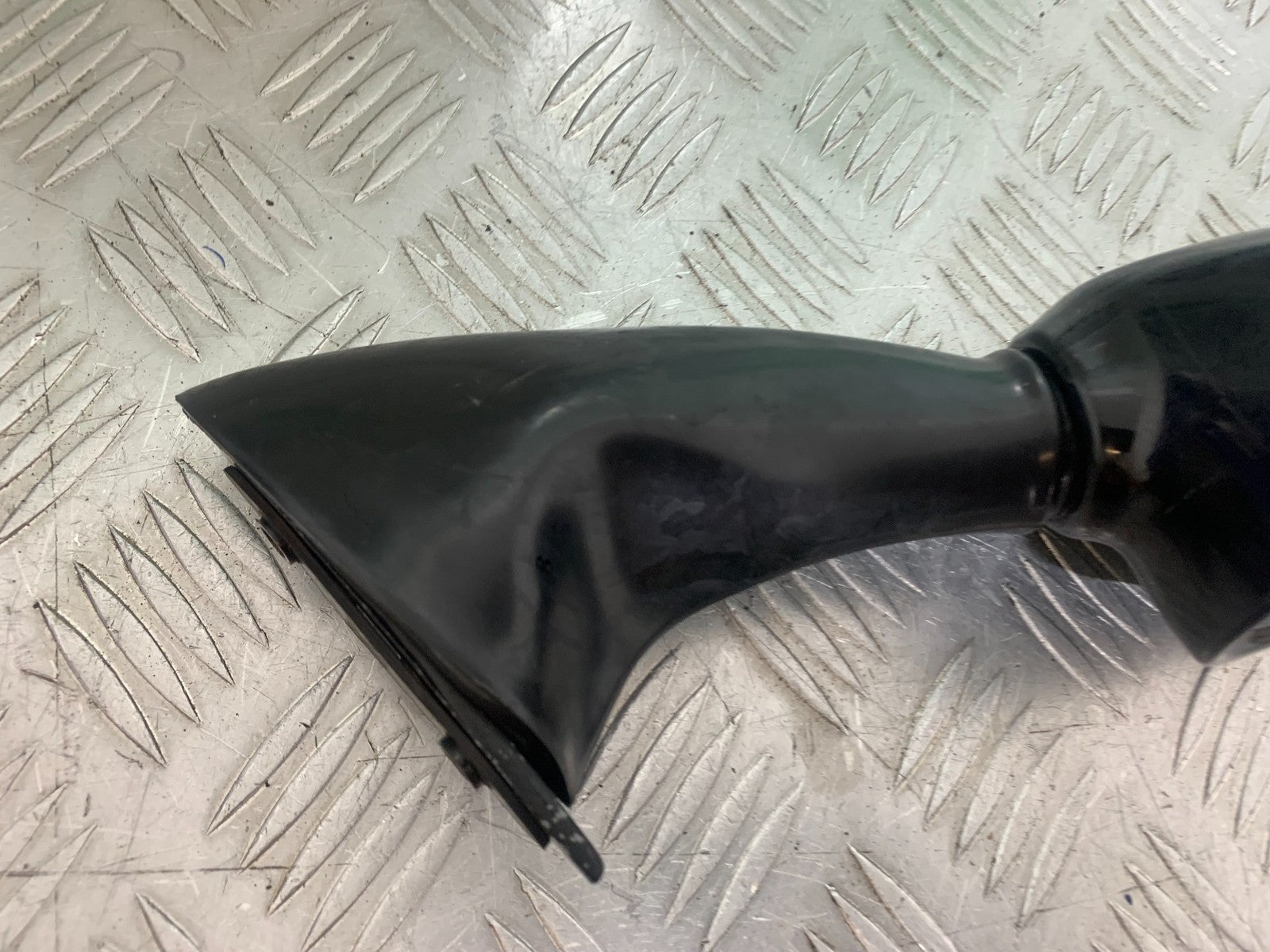 TRIUMPH 955i SPRINT ST RIGHT MIRROR 1999-2004 (CMB1176)