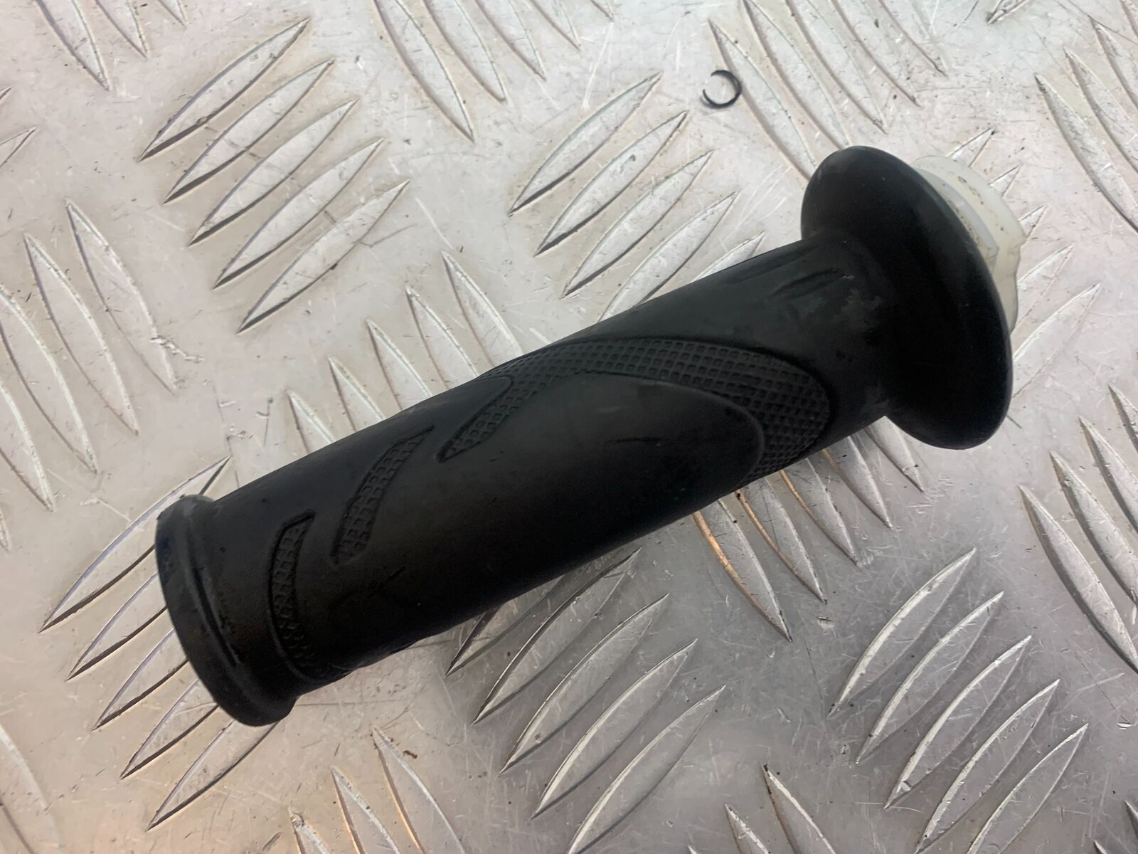 NECO GPX125 THROTTLE TWIST GRIP  YEAR 2016-2021 (CMB1052)