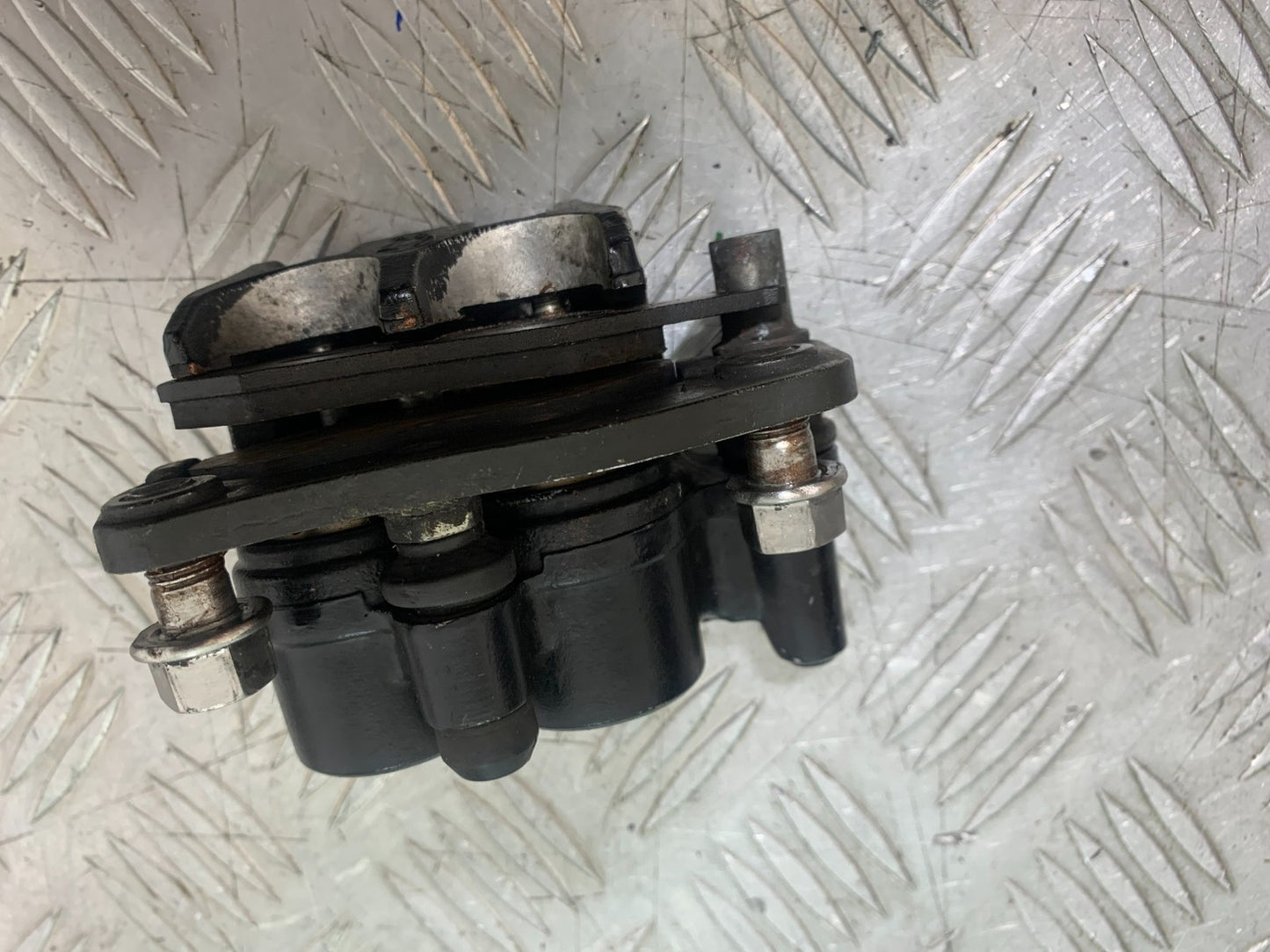 TRIUMPH 1050 SPRINT ST REAR BRAKE CALIPER  YEAR 2004-2007 (CMB1197)